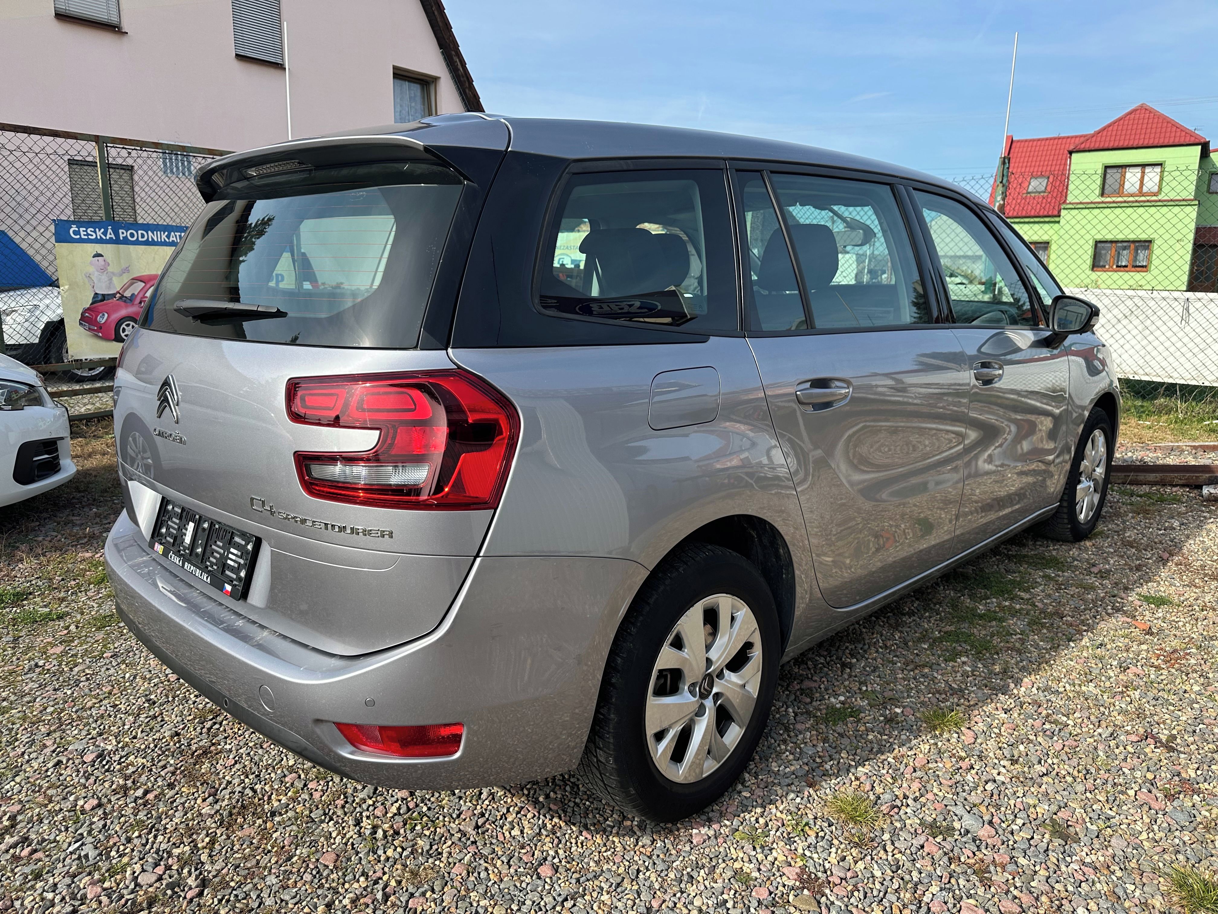 Citroën Grand C4 SpaceTourer, 1,5 BlueHDi 96 kW 7-MÍST - fotka 5