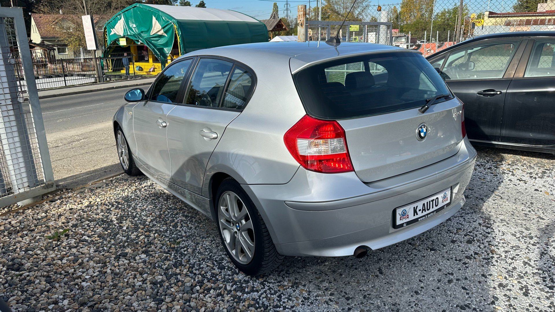 BMW Řada 1, 120i 110kW *A/T*ALU*Isofix* - fotka 6