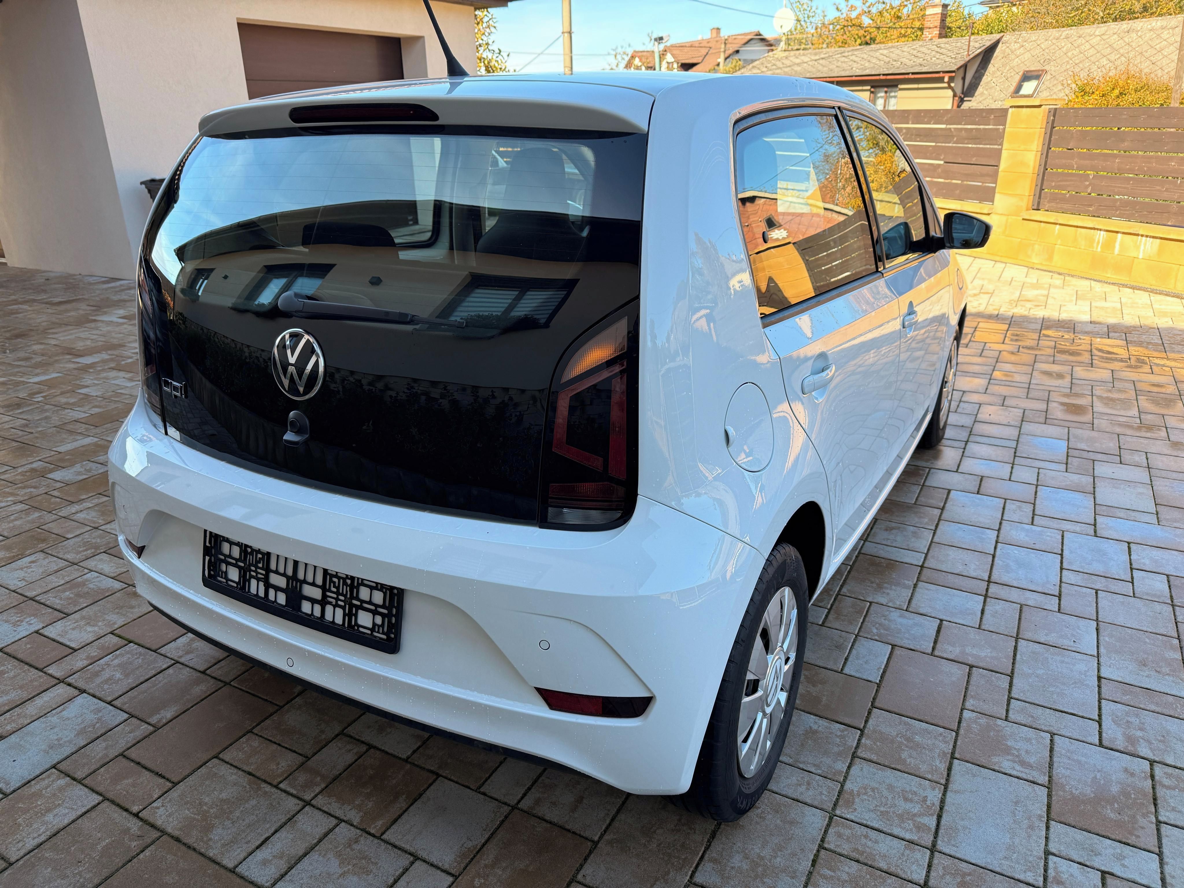 Volkswagen Up!, 1.0MPI 44000KM!! DPH - fotka 4