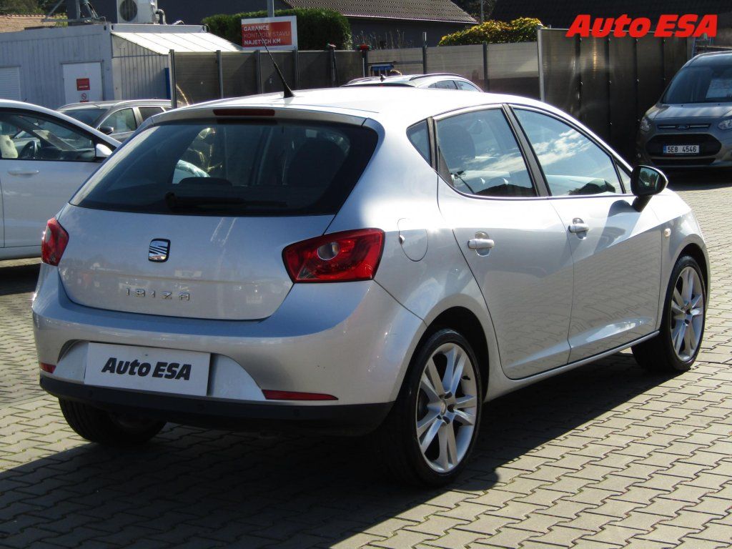 Seat Ibiza, 1.2 i,Reference,AC - fotka 4