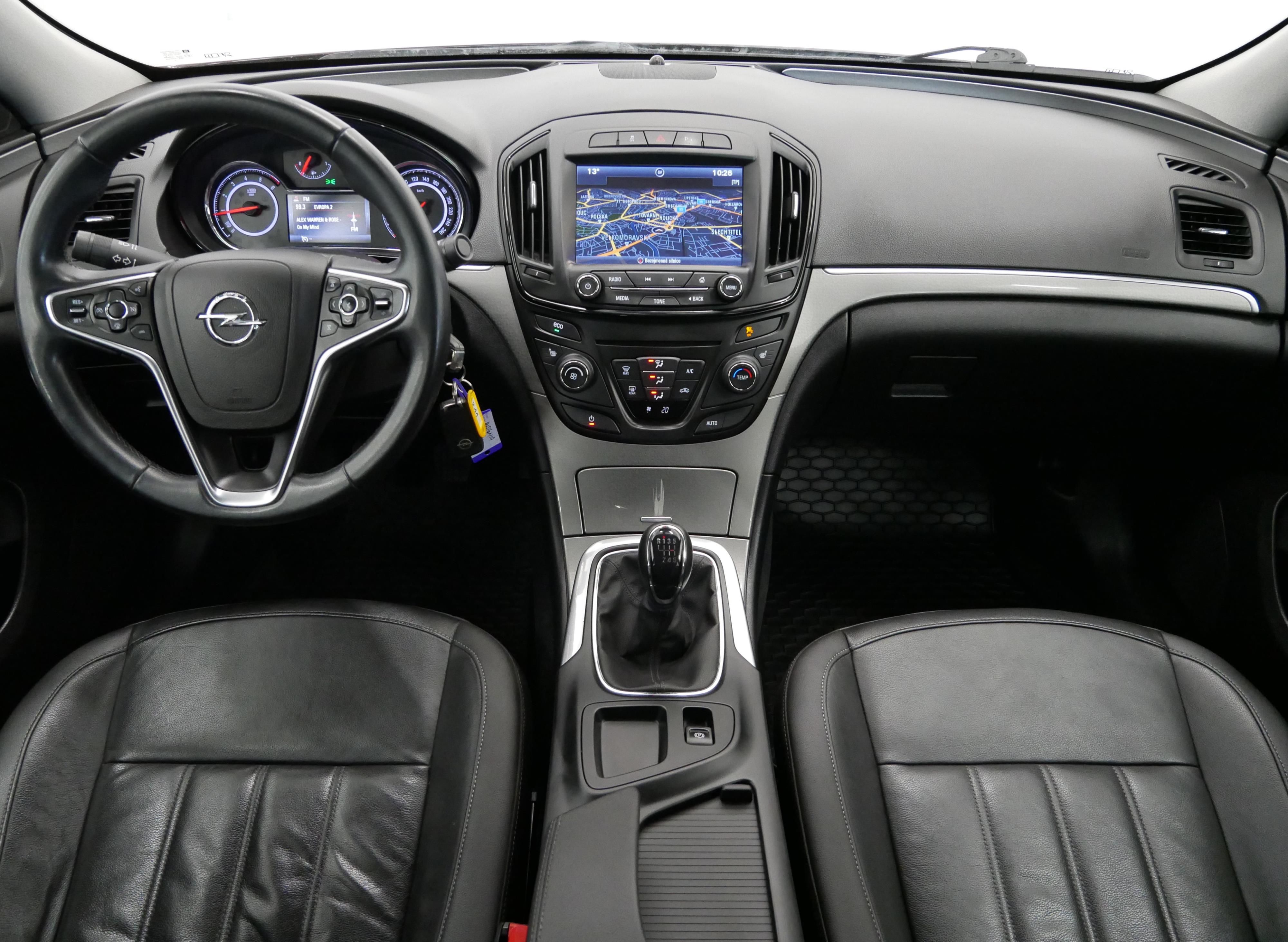 Opel Insignia, 1.6 CDTi 88 kW - fotka 5