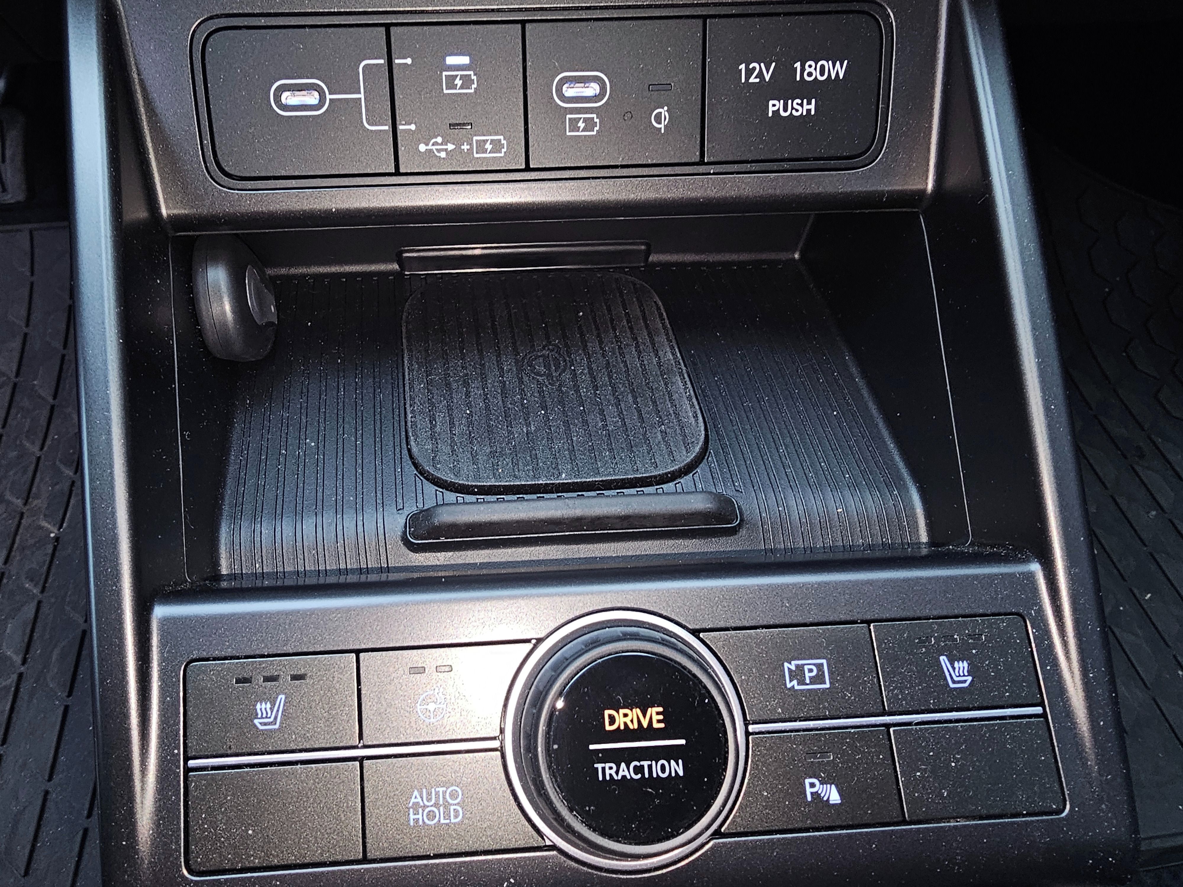 Hyundai Kona, 1,6TGDi  7-DCT  Smart - fotka 6