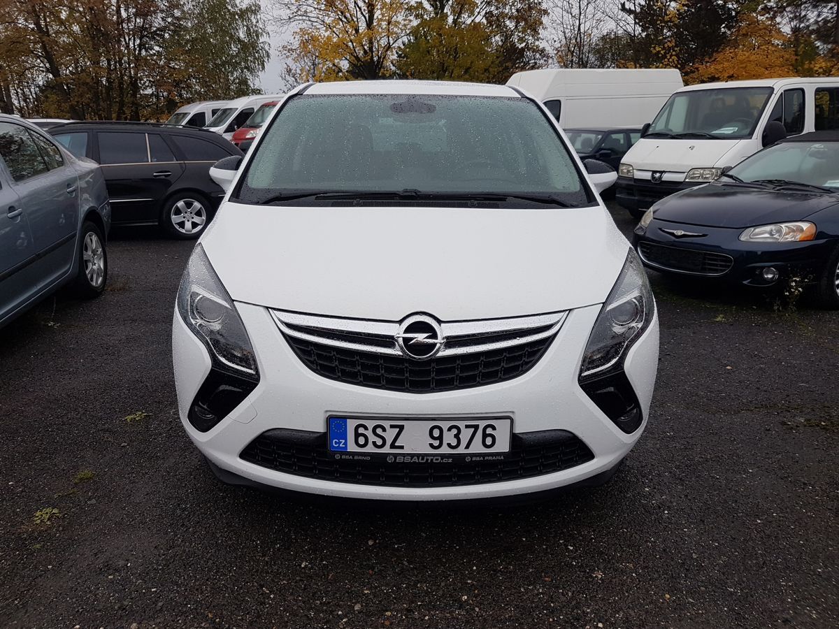 Opel Zafira, 2.0CDTi 96KW 7MÍST ČR - fotka 2
