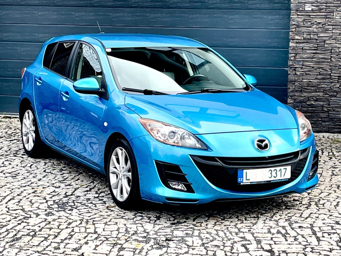Mazda 3, 2.2 Turbodiesel TX Plus Bose - fotka 5