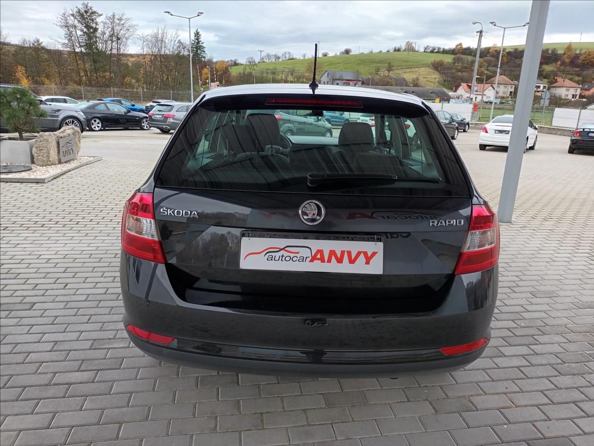 Škoda Rapid, 1,2 TSI,66KW,KLIMA,VÝHŘEV,KOLA - fotka 6