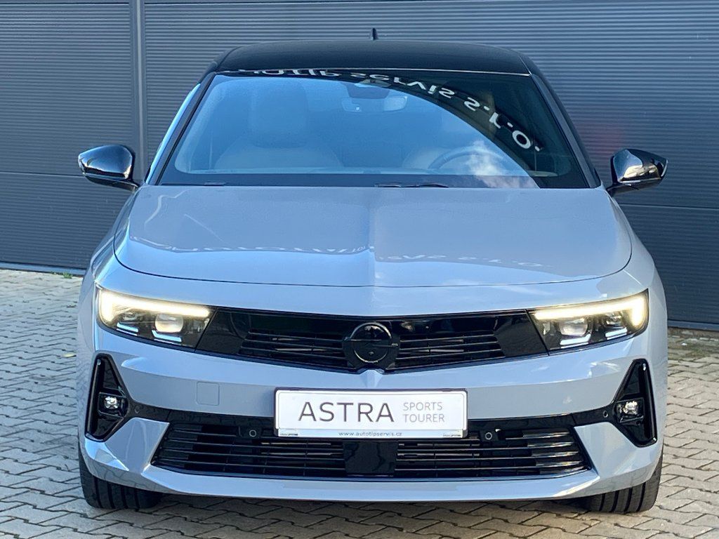 Opel Astra, ST  GS 1.2 Turbo (96kW) - fotka 2