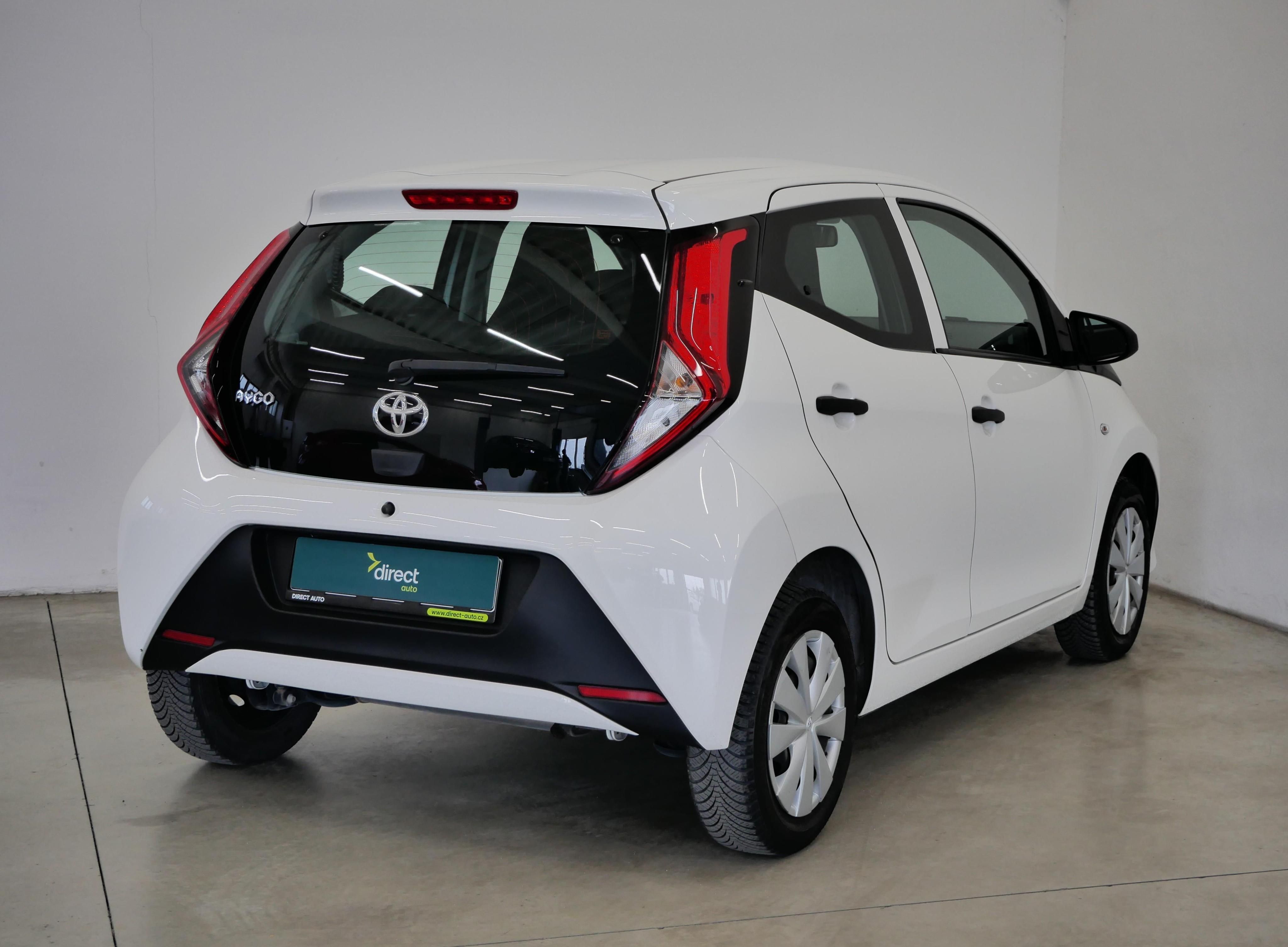 Toyota Aygo, 1.0 VVT-i 53 kW X - fotka 2