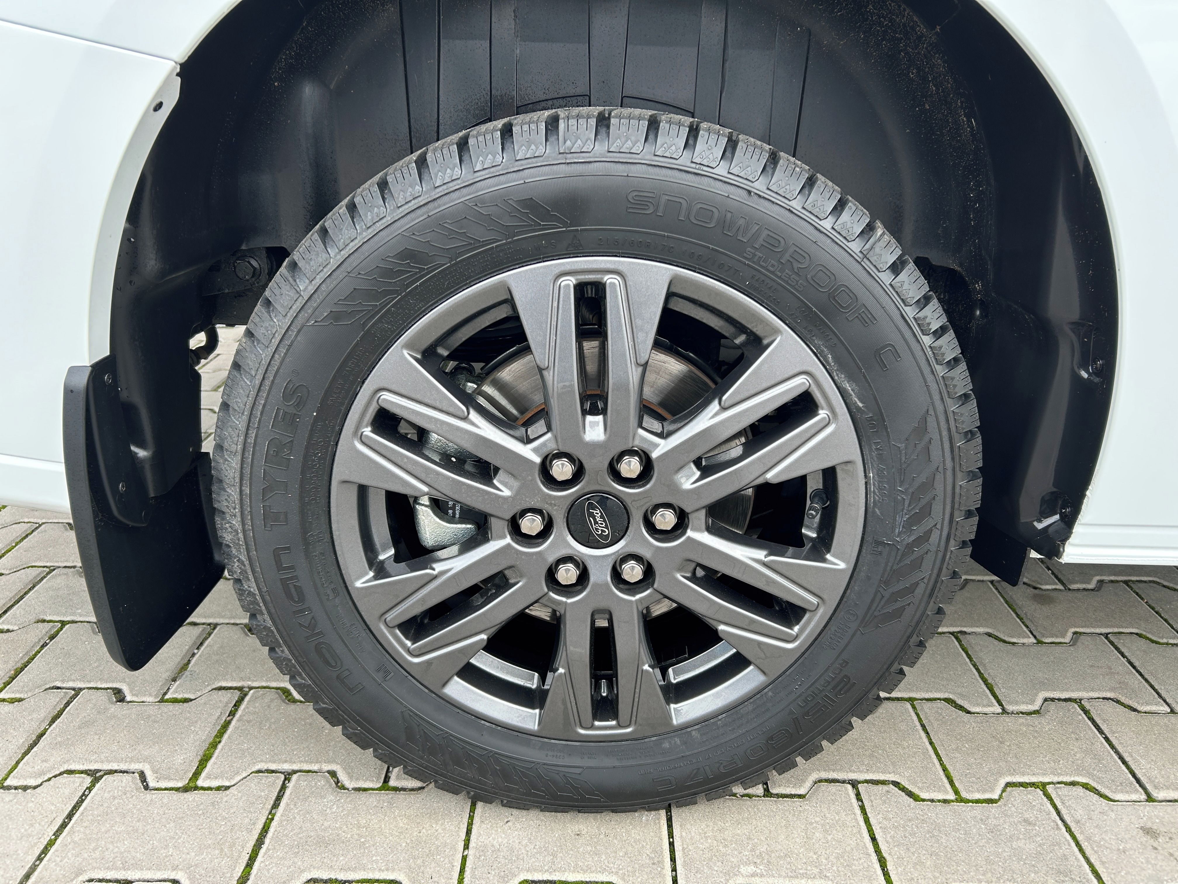 Ford Tourneo Custom, X L2 2.0 EcoBlue 125kW AWD - fotka 6