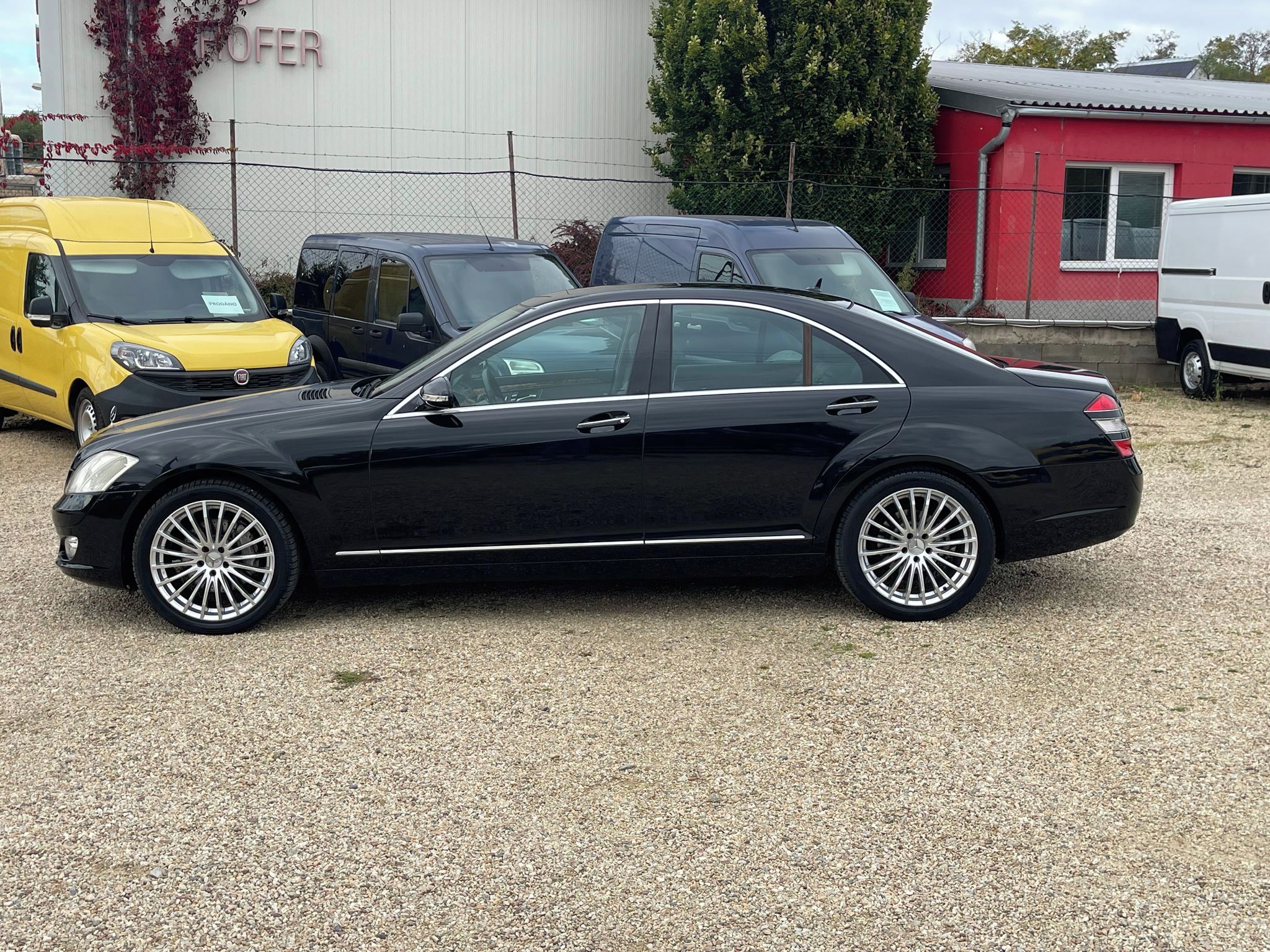 Mercedes-Benz Třídy S, S 350 200kW - fotka 2