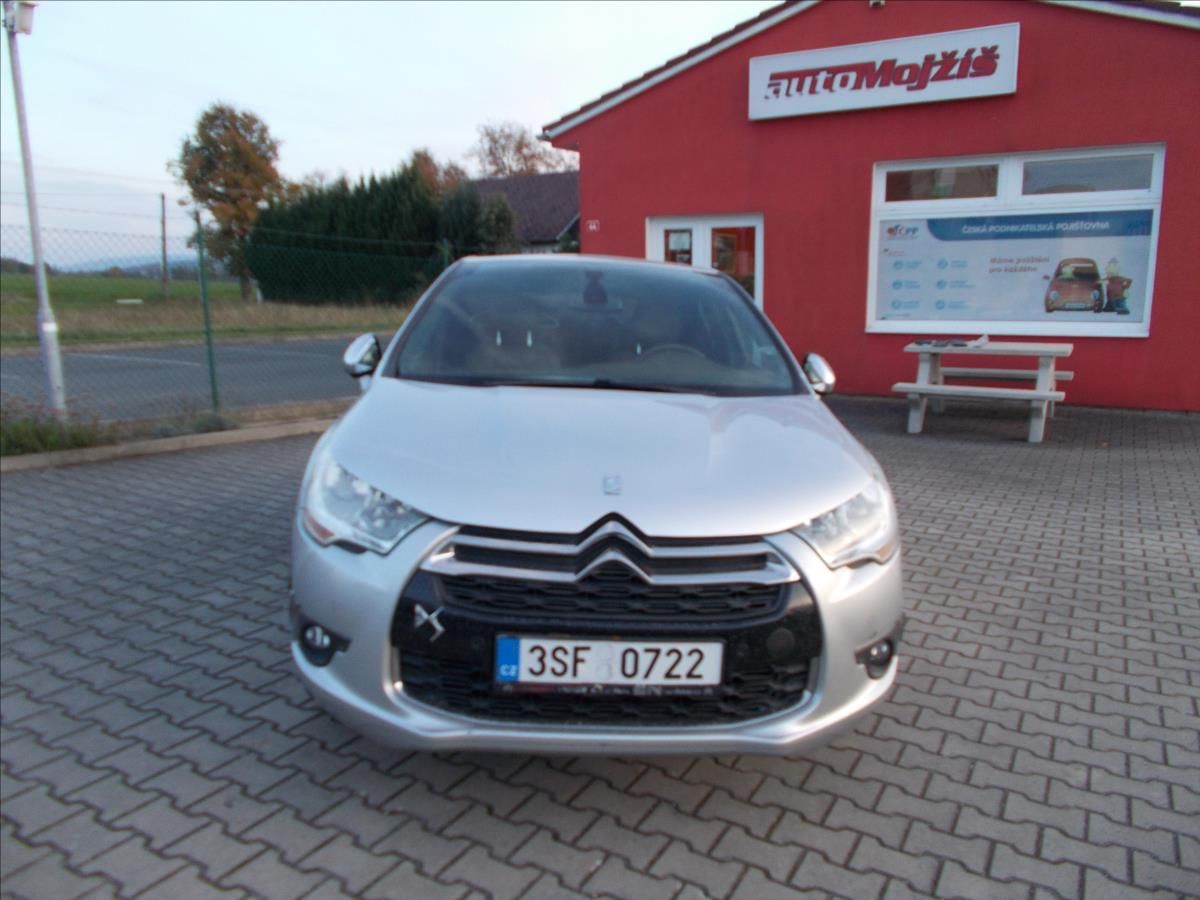 Citroën DS4, 1,6 16V AUT 1.MAJITEL NOVÁ STK - fotka 2