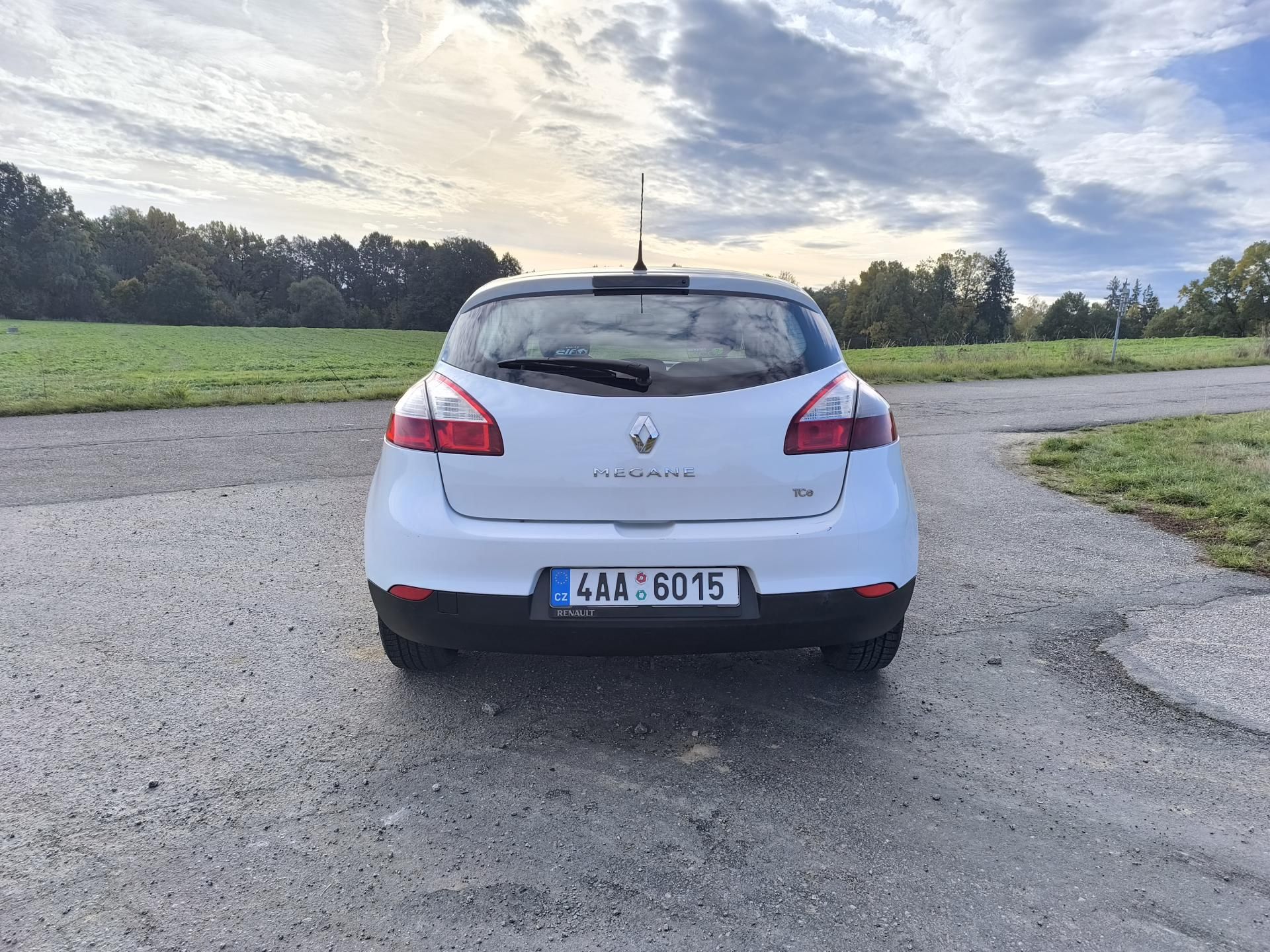 Renault Mégane, 1.2 DOLOŽENÉ KM - fotka 6