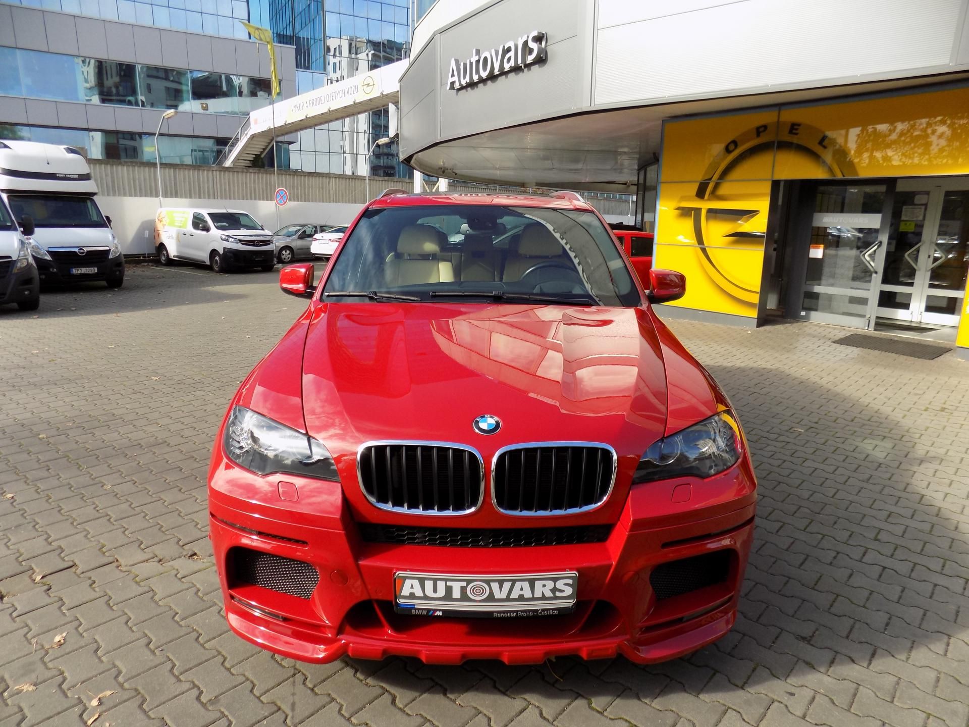 BMW X5, 4.4 V8 M - fotka 2