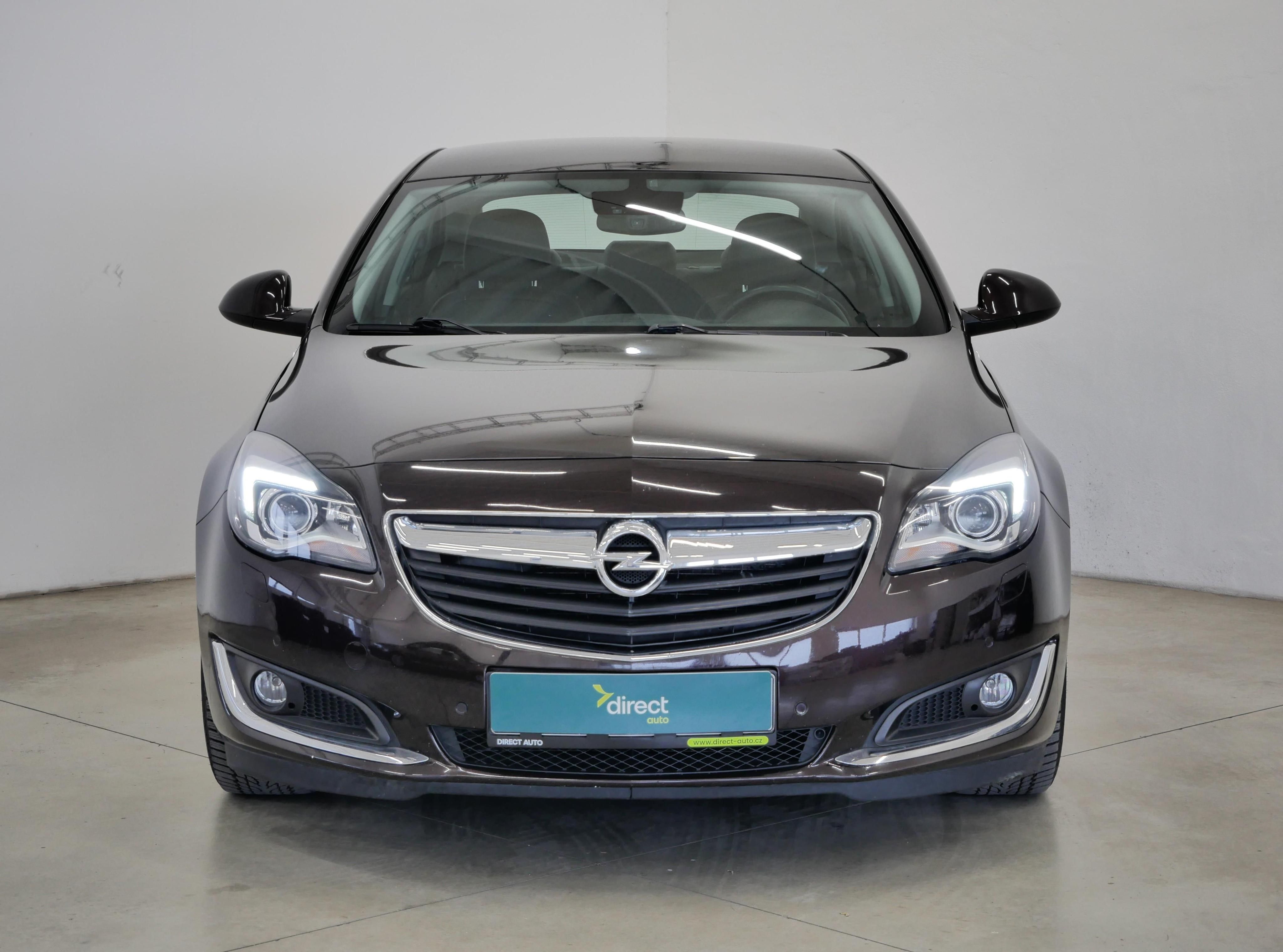 Opel Insignia, 1.6 CDTi 88 kW - fotka 4