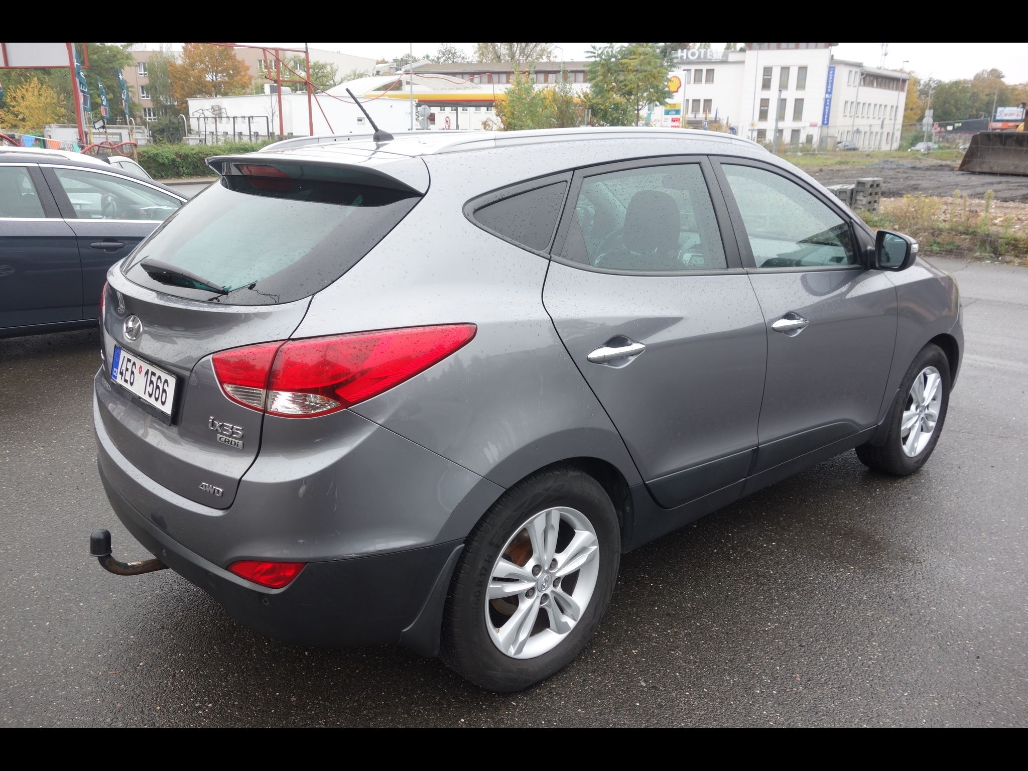 Hyundai ix35, 2,0CRDi 4x4 ČR! Serv.kn! - fotka 6