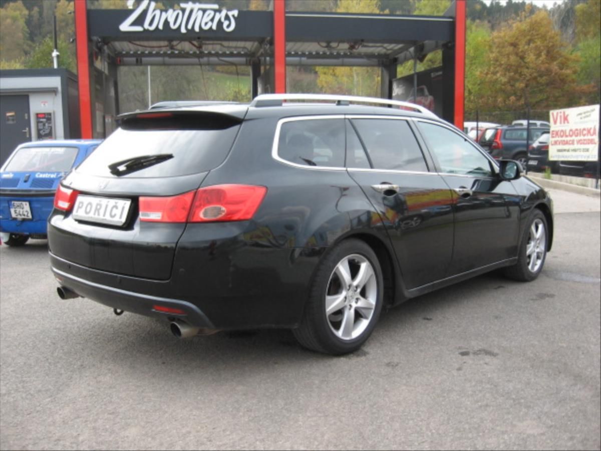 Honda Accord, 2,4 i-vtec - fotka 6