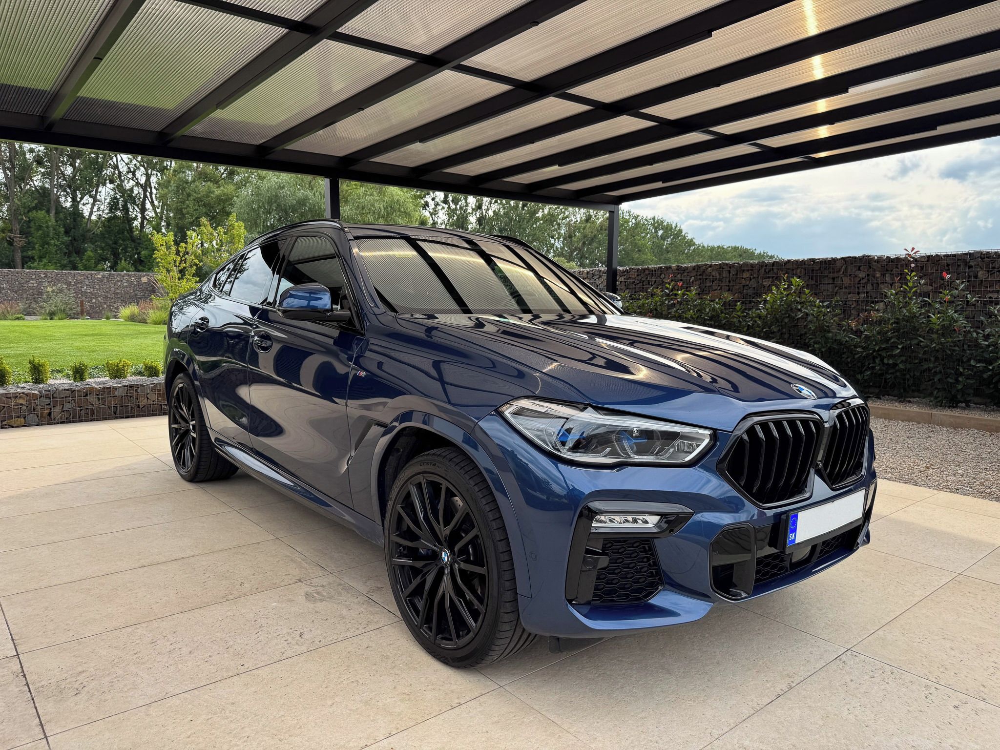 BMW X6, 40d |Masážne sedačky, Laser sv - fotka 3