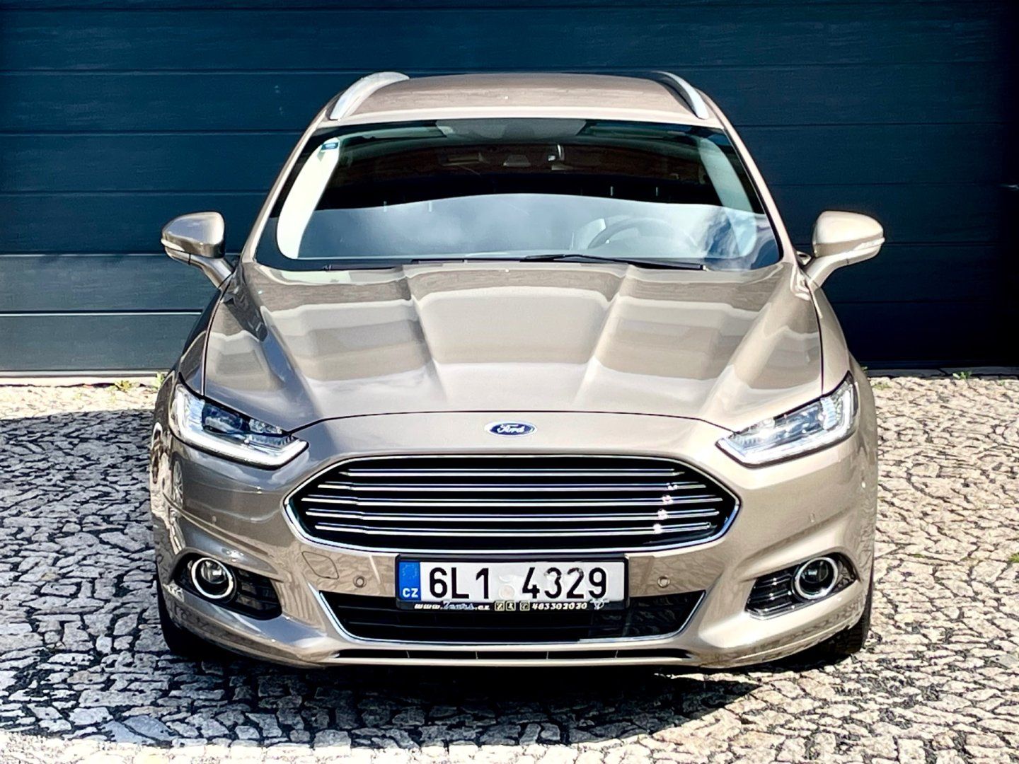 Ford Mondeo, 1.5 Titanium + Webasto - fotka 3