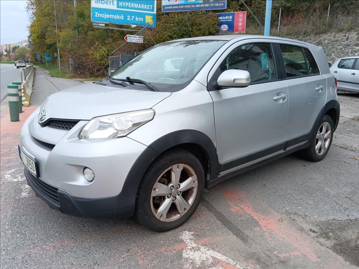 Toyota Urban Cruiser, 1,4 D4D High AWD - fotka 4