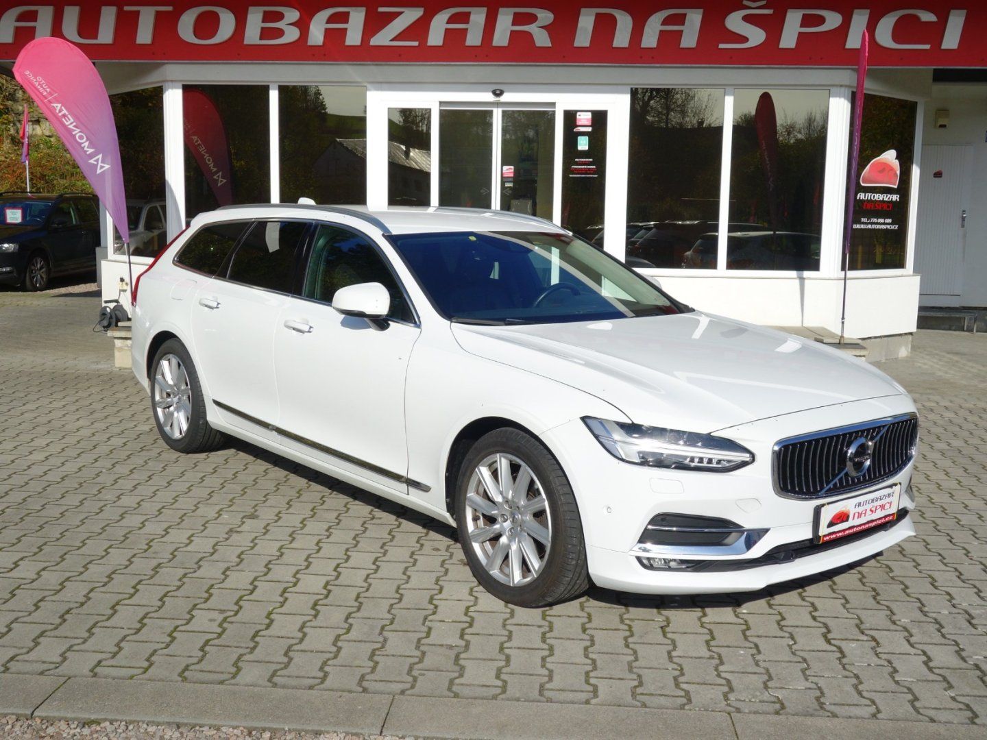 Volvo V90, 2.0D4 140kW INSCRIPTION -1.MAJ - fotka 2