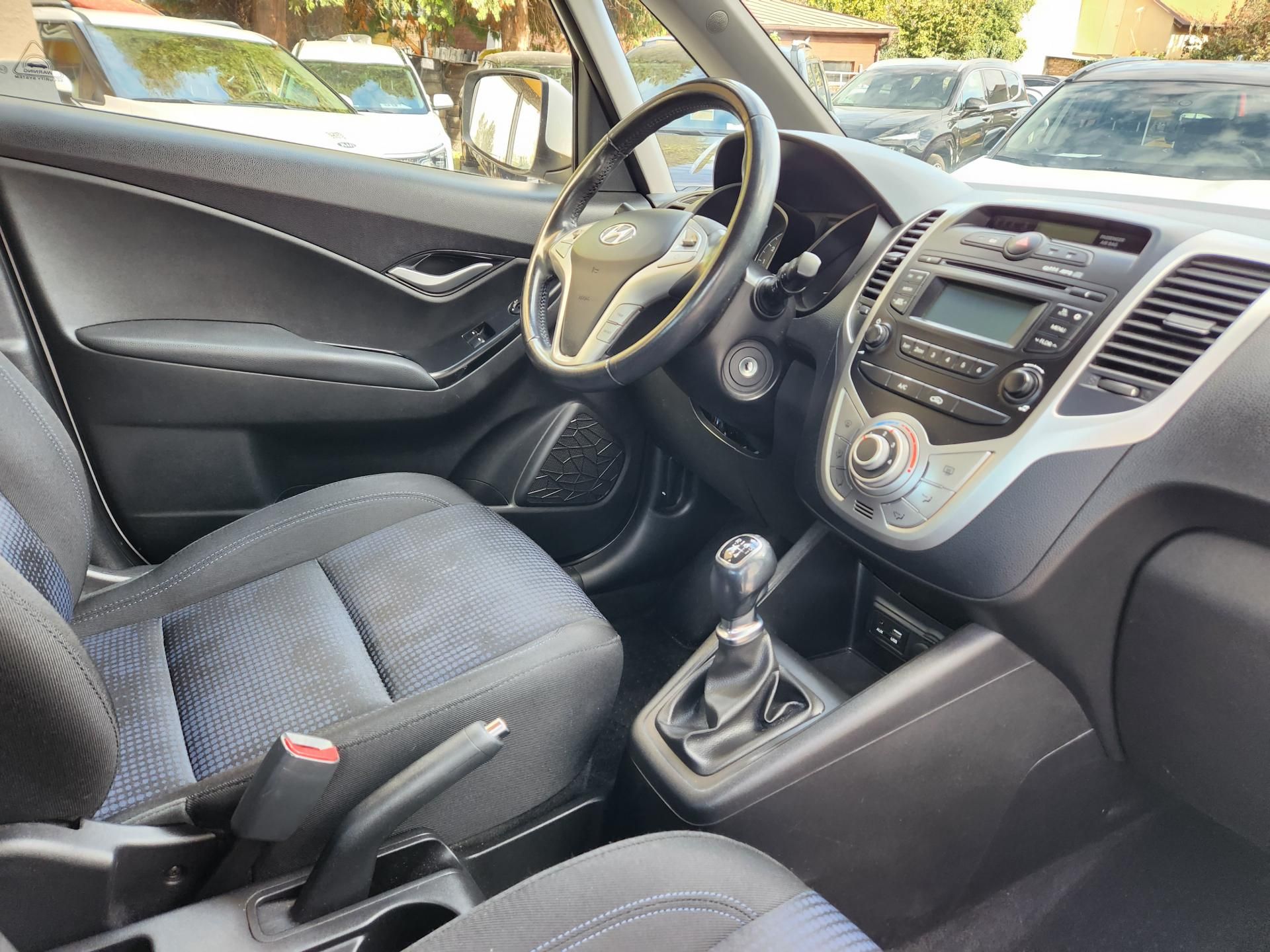 Hyundai ix20, 1.4-1.MAJITEL-KLIMA-FACELIFT - fotka 2