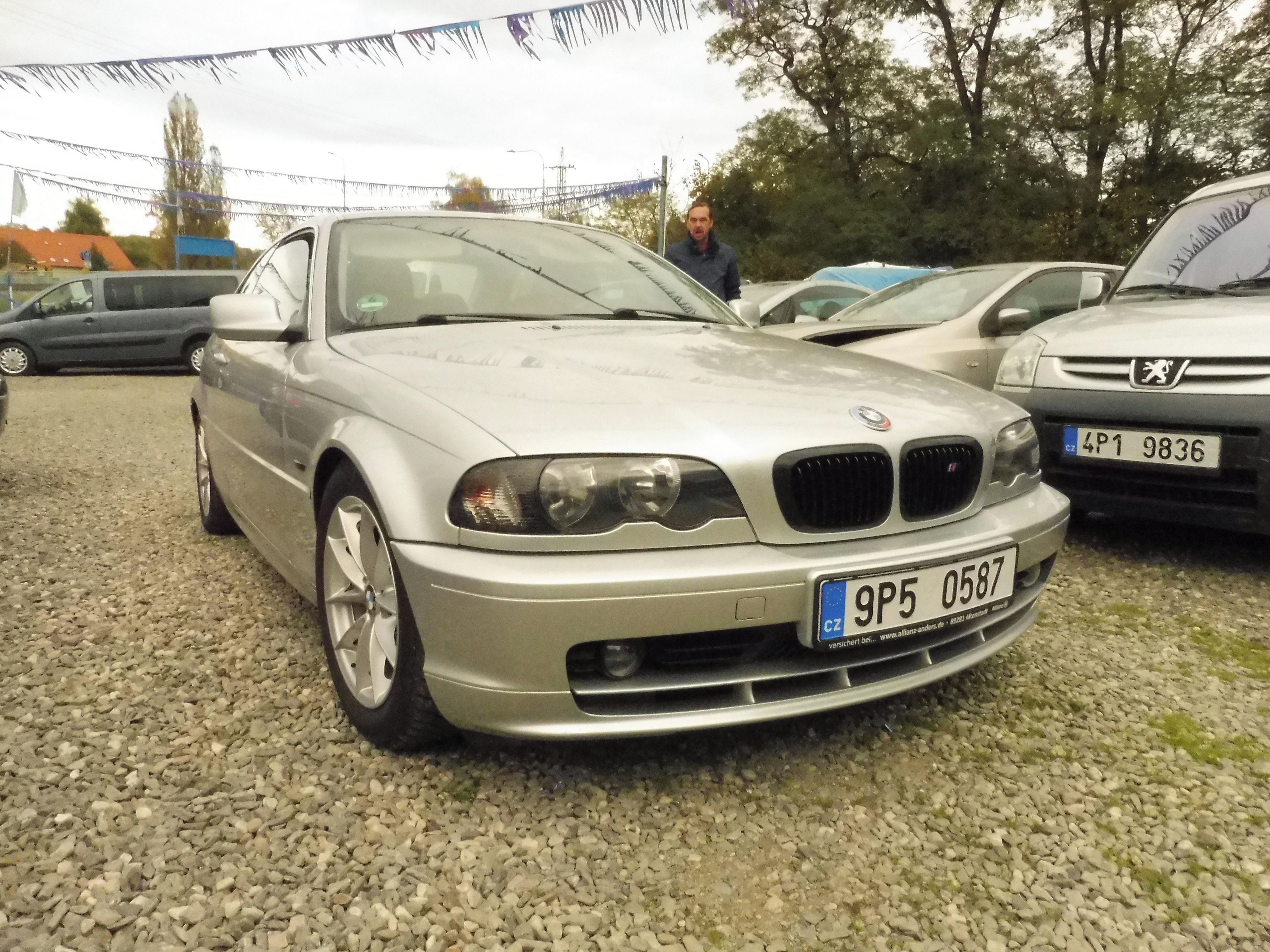 BMW Řada 3, 323 CI - fotka 2