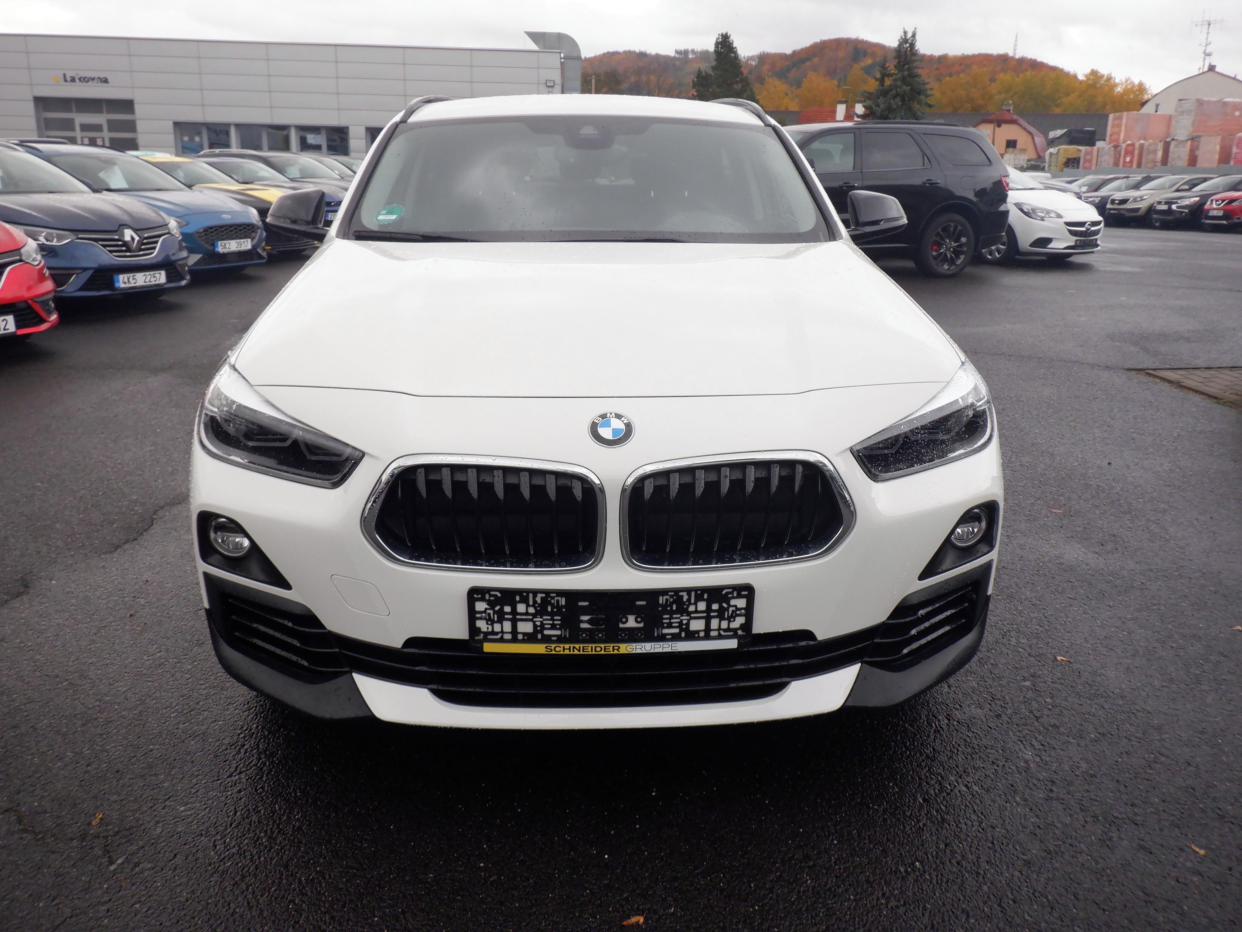 BMW X2, 2.0i xDrive,1.maj.4x4,Automat - fotka 2