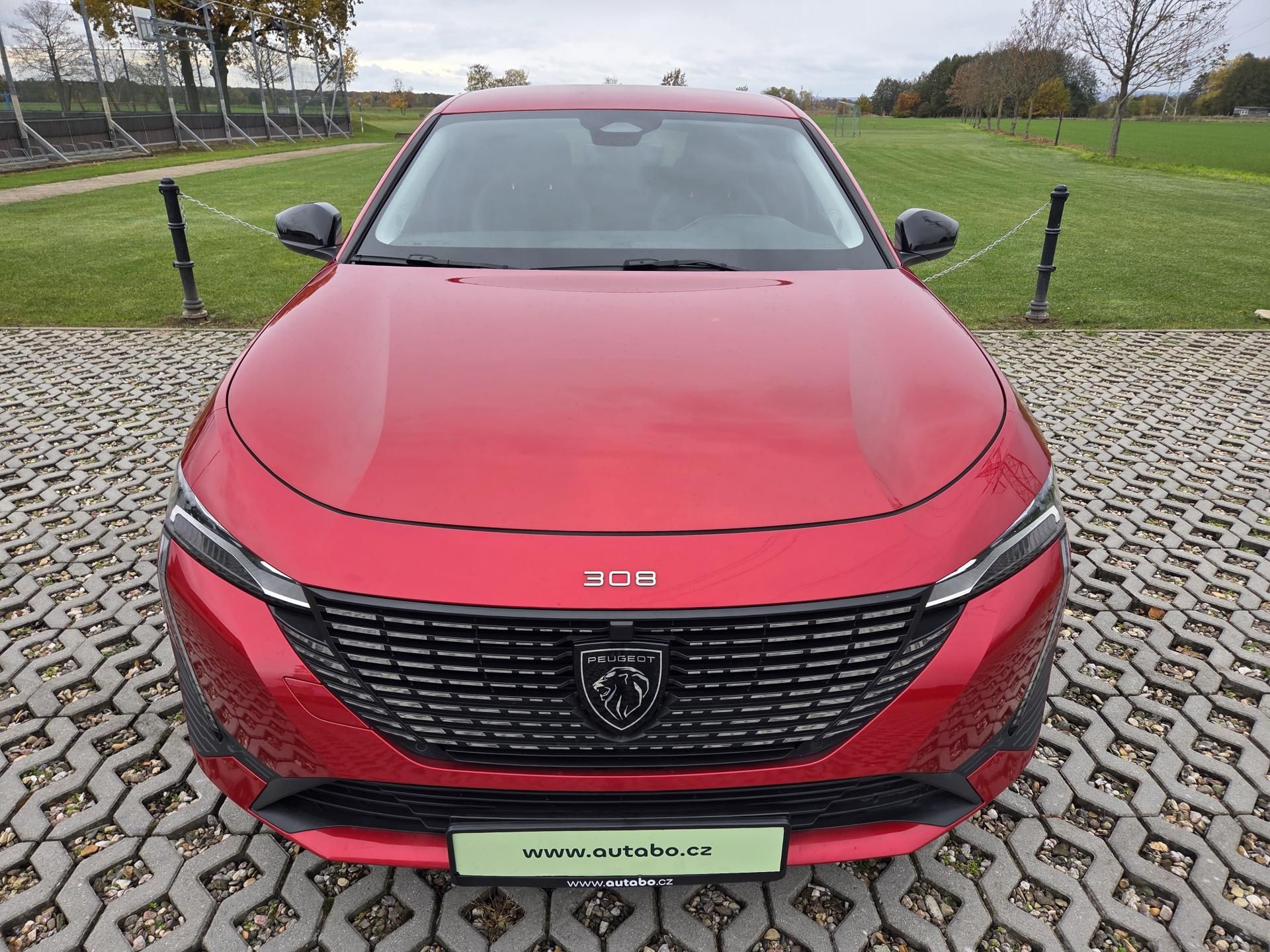 Peugeot 308, SW 1.2 PT 96 kW 130 Allure CZ - fotka 2