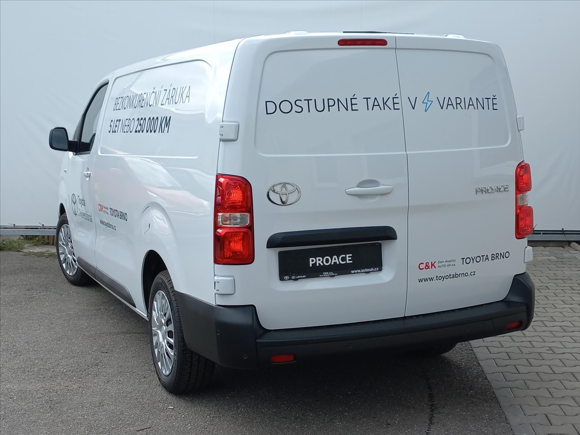 Toyota Proace, 2,0 Diesel 140k 6st.MAN L1  VA - fotka 6