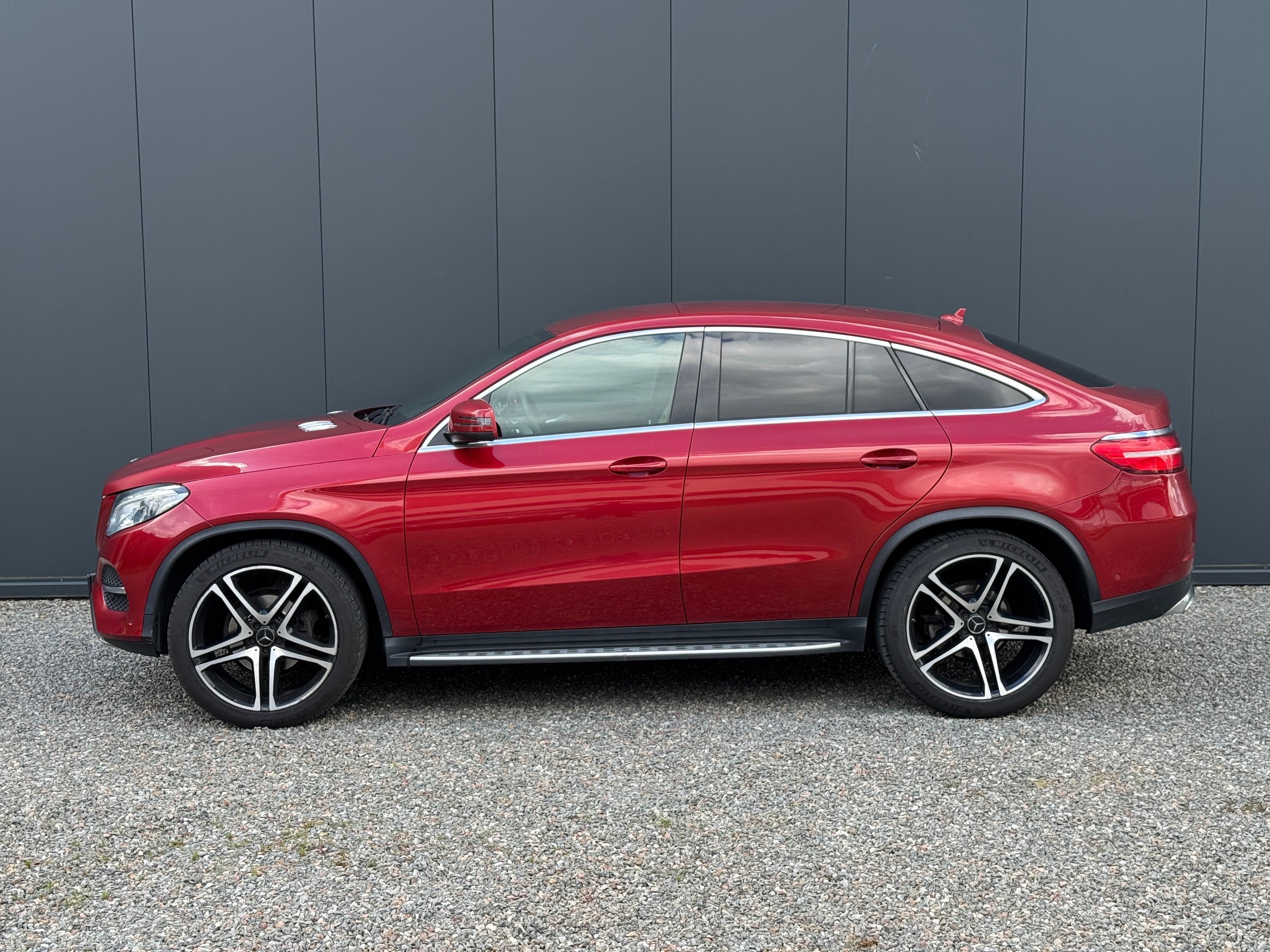 Mercedes-Benz GLE, Kupé, 350d 4Matic, vzduch - fotka 6