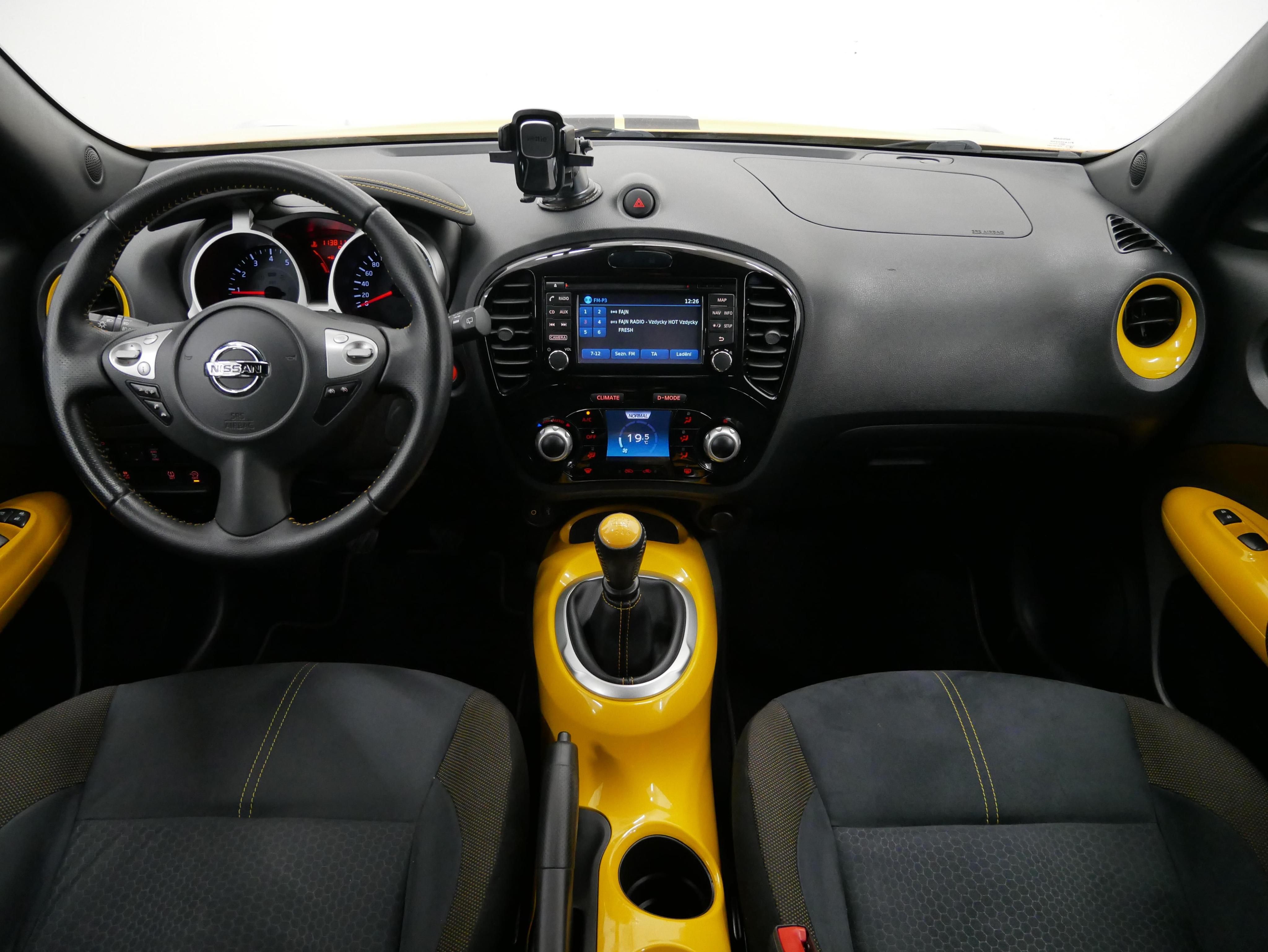 Nissan Juke, 1.2 DIG-T 85 kW N-Connecta - fotka 5