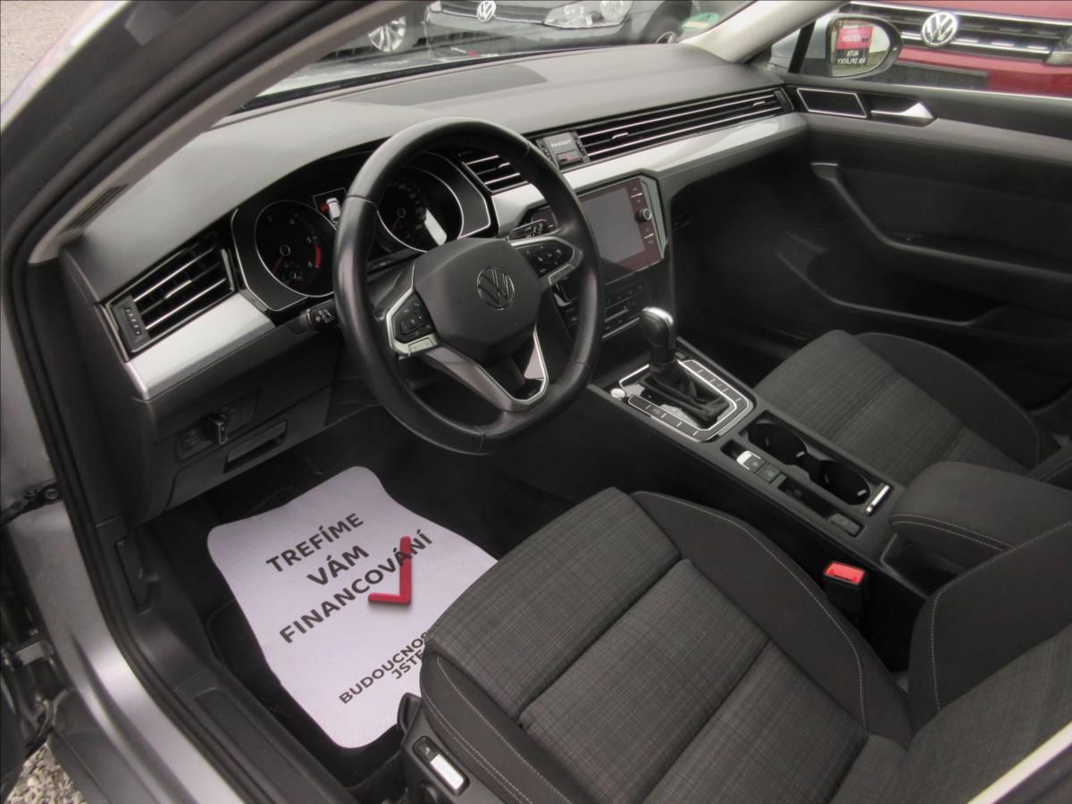 Volkswagen Passat, 2,0 TDI DSG Led Business - fotka 6