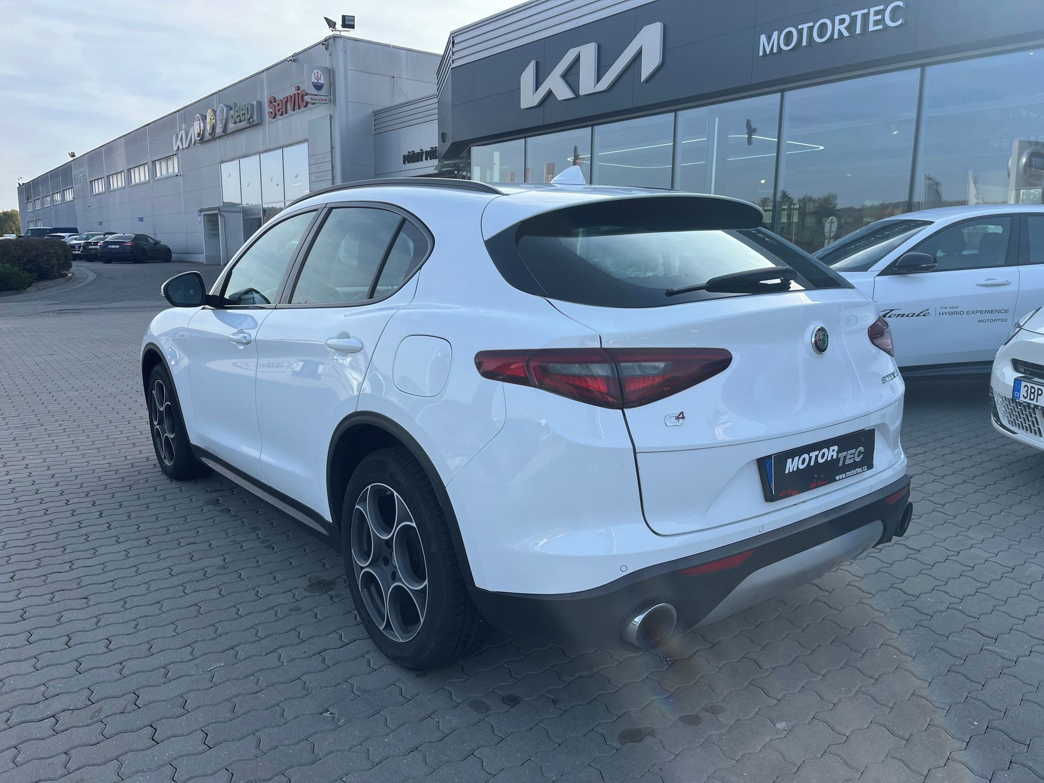 Alfa Romeo Stelvio, 2.0 T 280k Super AT8 AWD - fotka 4