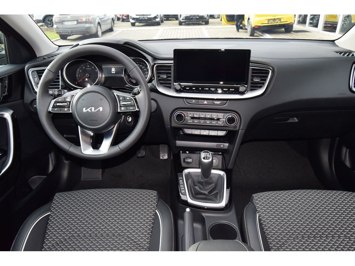 Kia XCee´d, 1,0 T-GDi  EXCLUSIVE - fotka 5