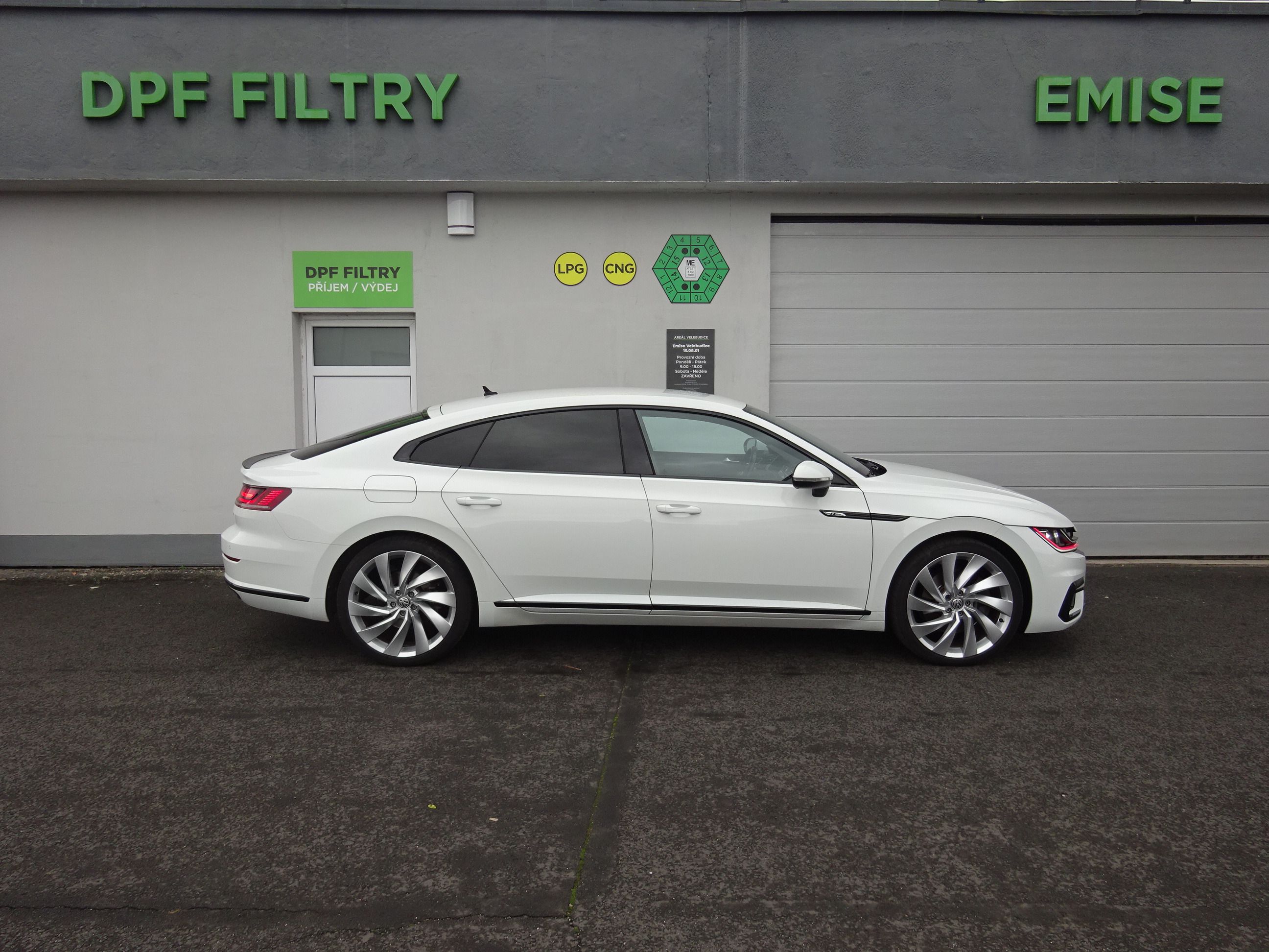 Volkswagen Arteon, 2.0 TDi 176 kW - fotka 2