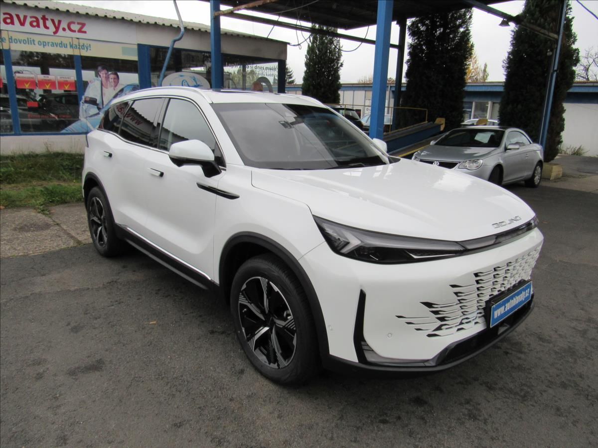 BAIC X7, 1,5 T 130kW AUT Panorama Nové - fotka 3