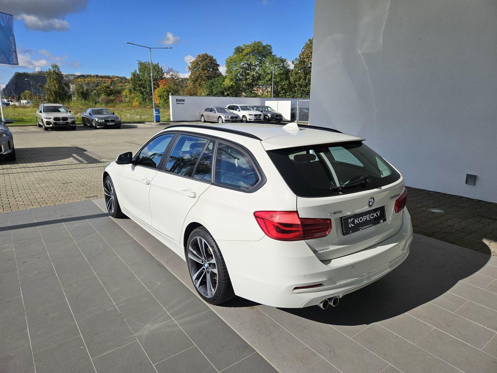 BMW Řada 3, 320d xDrive Touring Advantage - fotka 4