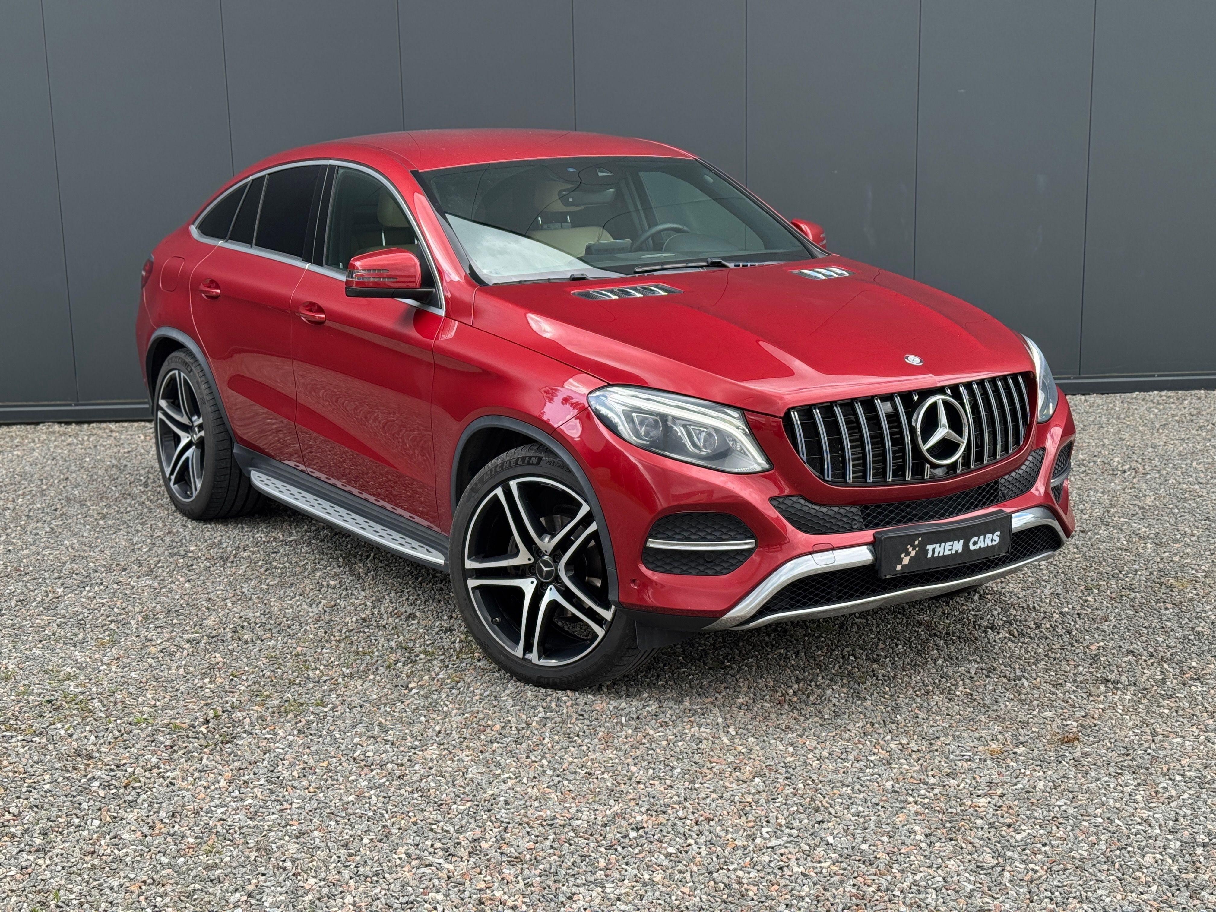 Mercedes-Benz GLE, Kupé, 350d 4Matic, vzduch - fotka 3