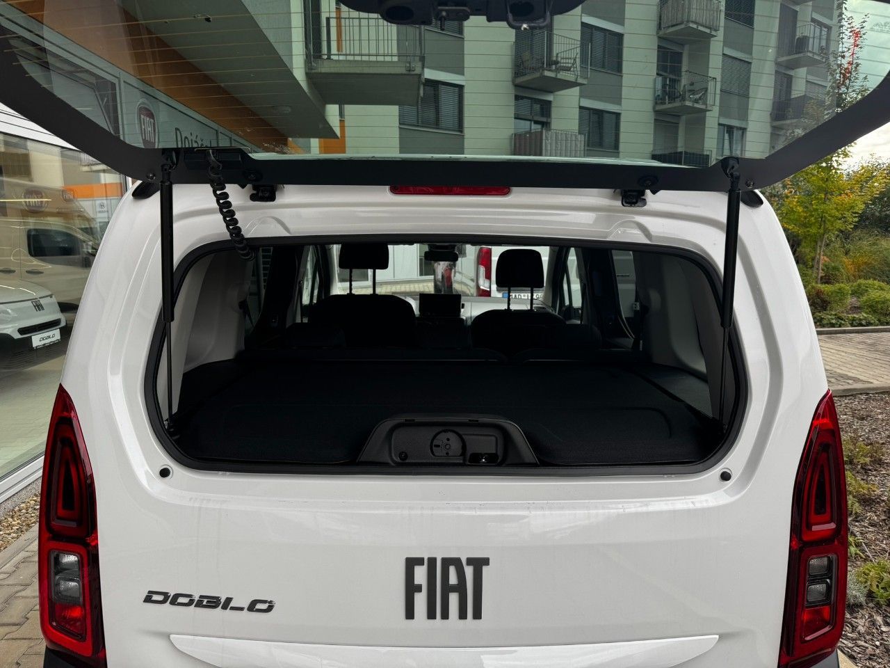 Fiat Dobló, Panorama 1.5 BlueHDI 130k AT8 - fotka 5