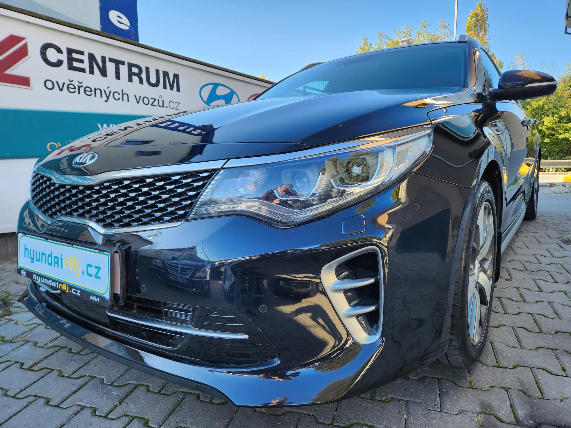 Kia Optima, 1.7-GT-LINE-NEZ.TOPENÍ-WEBASTO - fotka 6