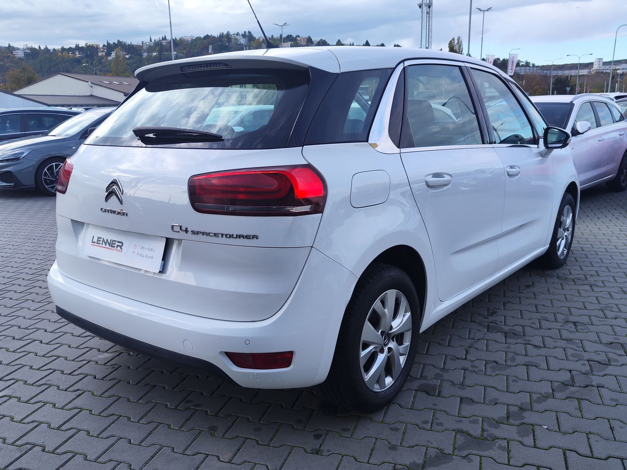 Citroën C4 Picasso, 1.5 HDi/96kW NAVI 1.MAJ ČR - fotka 5