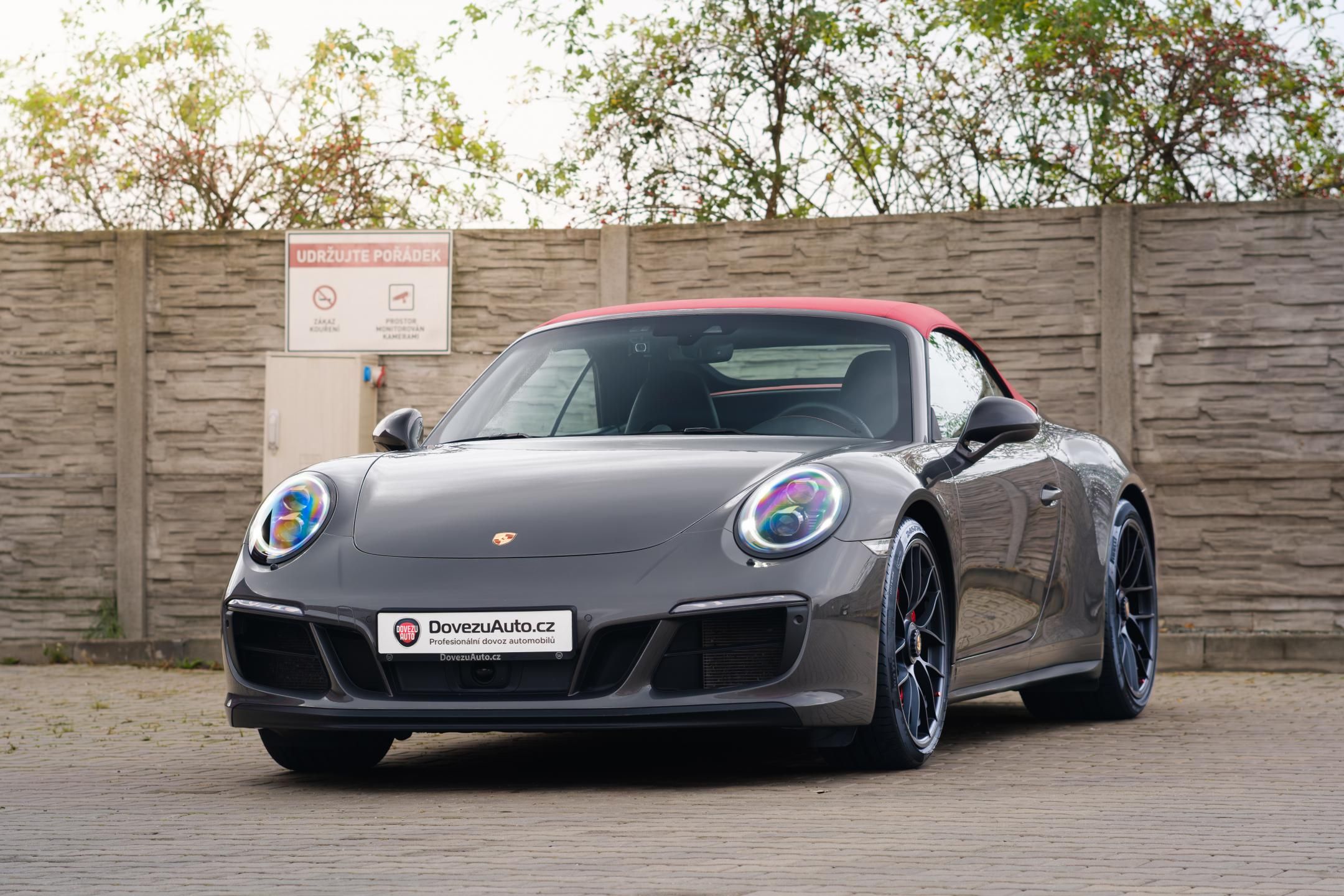 Porsche 911, Carrera 4 GTS Lift 331kWCabrio - fotka 2