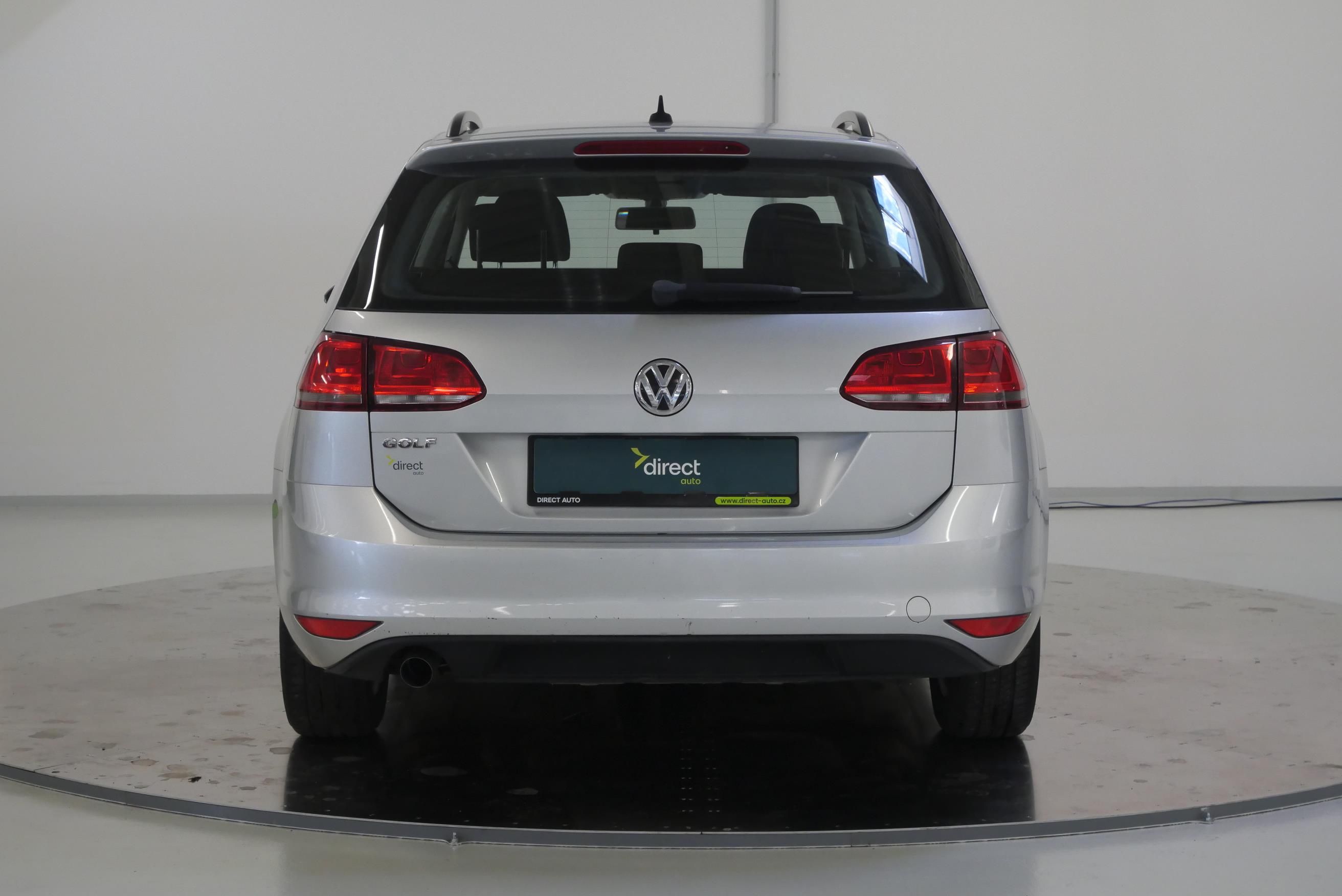 Volkswagen Golf, 1.6 TDI 81 kW Comfort - fotka 6