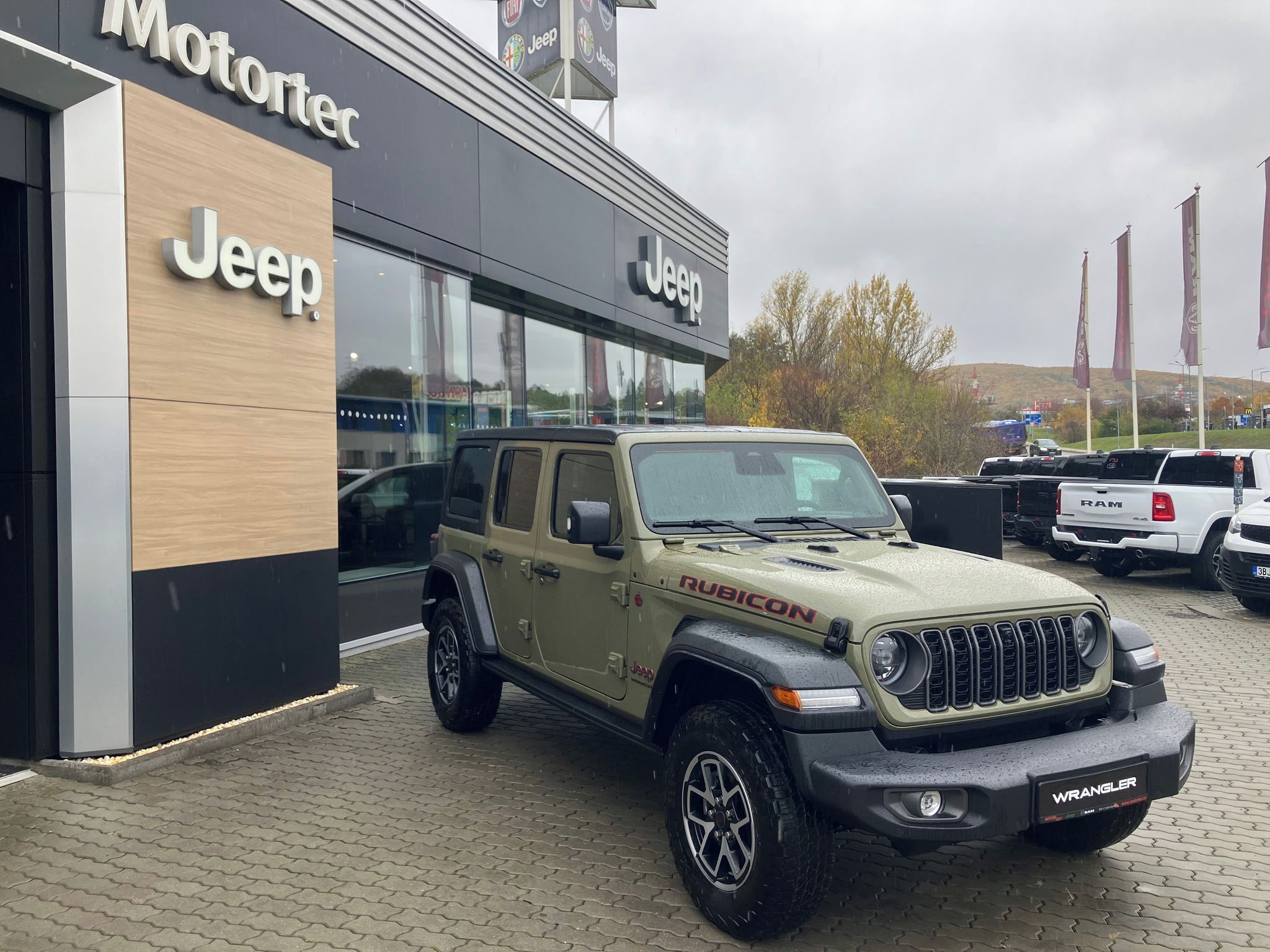 Jeep Wrangler, 2.0T 272k Rubicon 8AT. - fotka 2