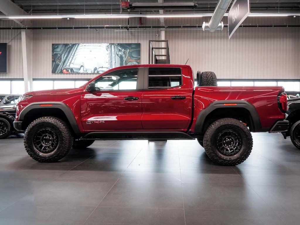 GMC Canyon, 2.7 AT4X 3"Lift 4WD AEV - fotka 2