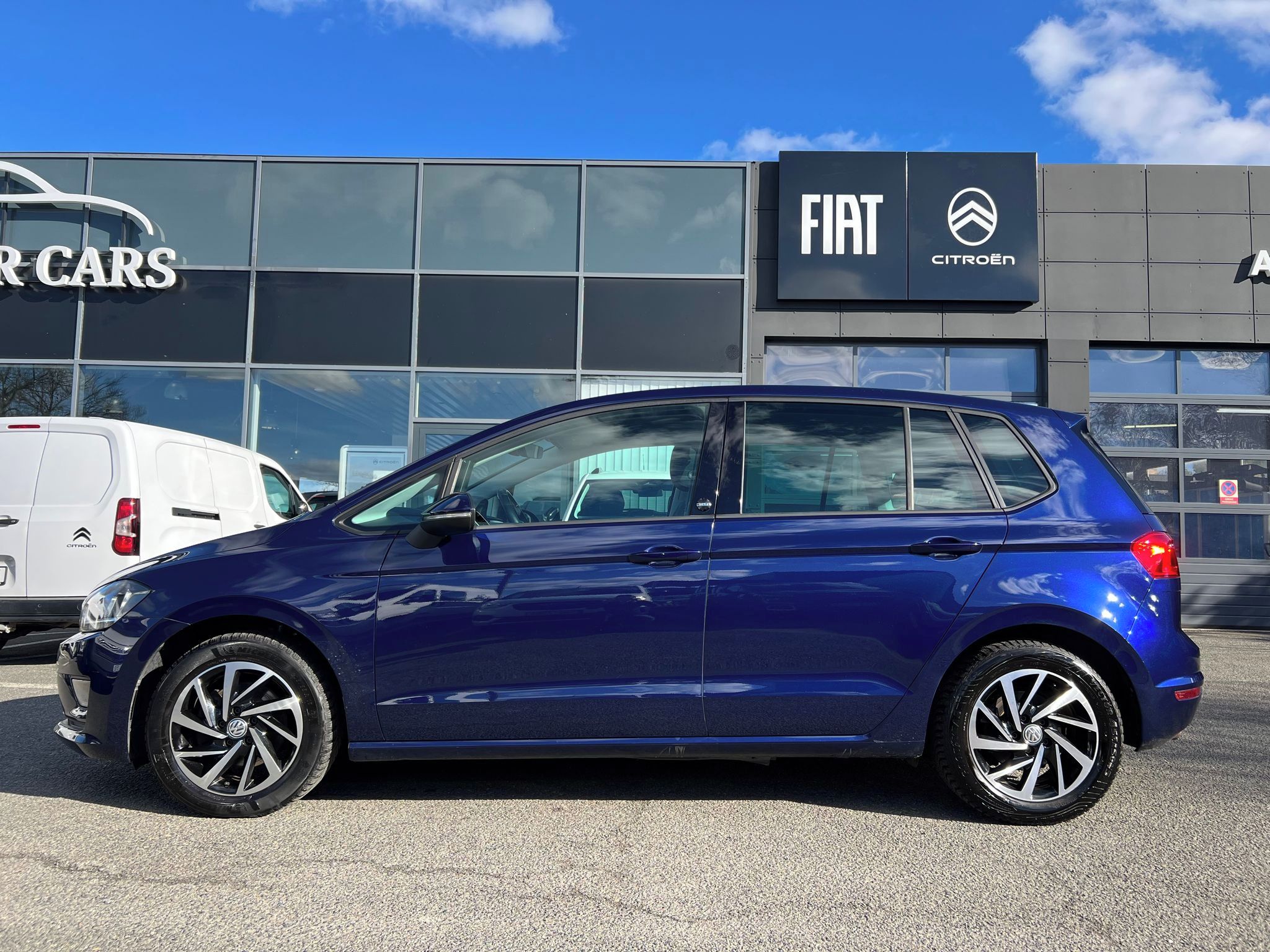 Volkswagen Golf Sportsvan, 1.4 92kW SERVIS ZÁRUKA TAŽNÉ - fotka 4