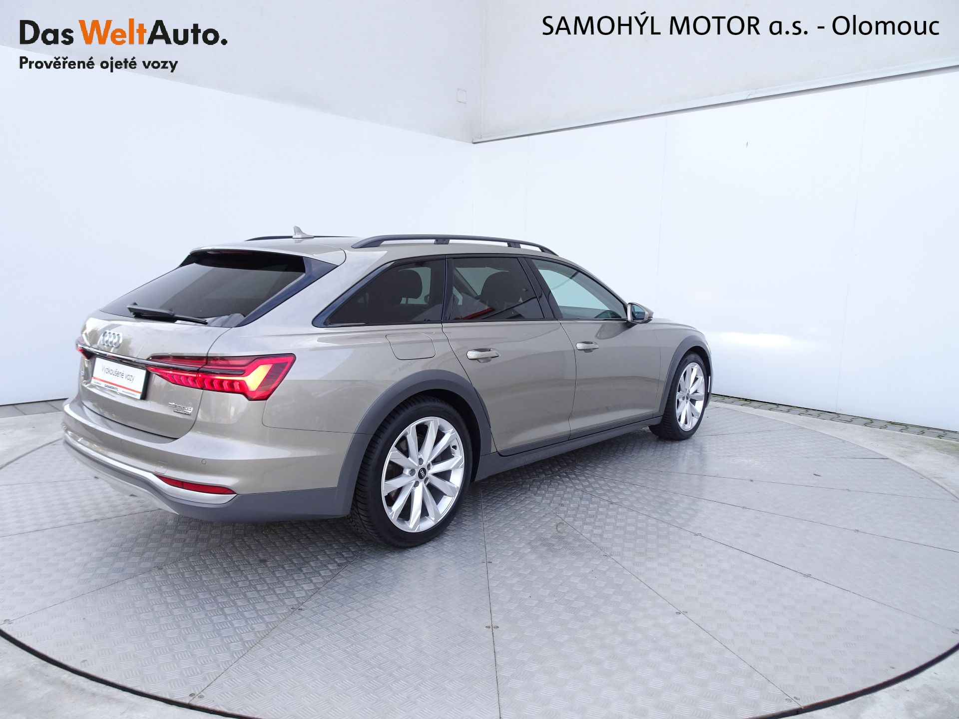 Audi A6 allroad, 55TFSI Quattro S-tronic - fotka 2