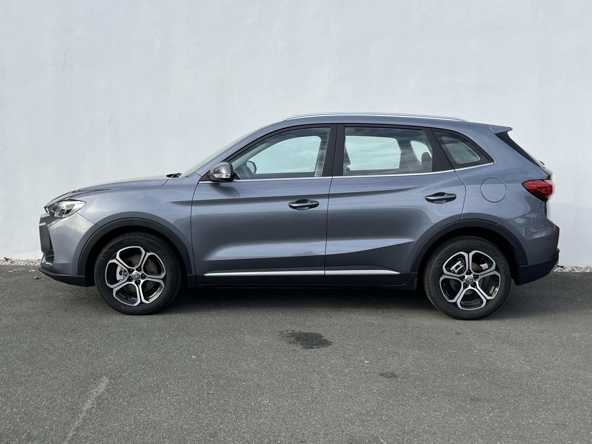 MG ZS, 1.5 Hybrid / 145 kW EMOTION - fotka 3