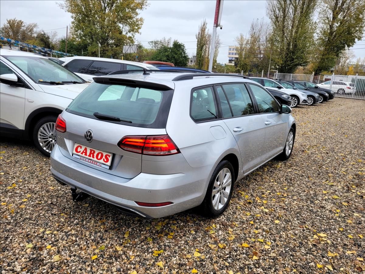Volkswagen Golf, 1,0 TSI,navi,digiklima,acc,alu - fotka 6