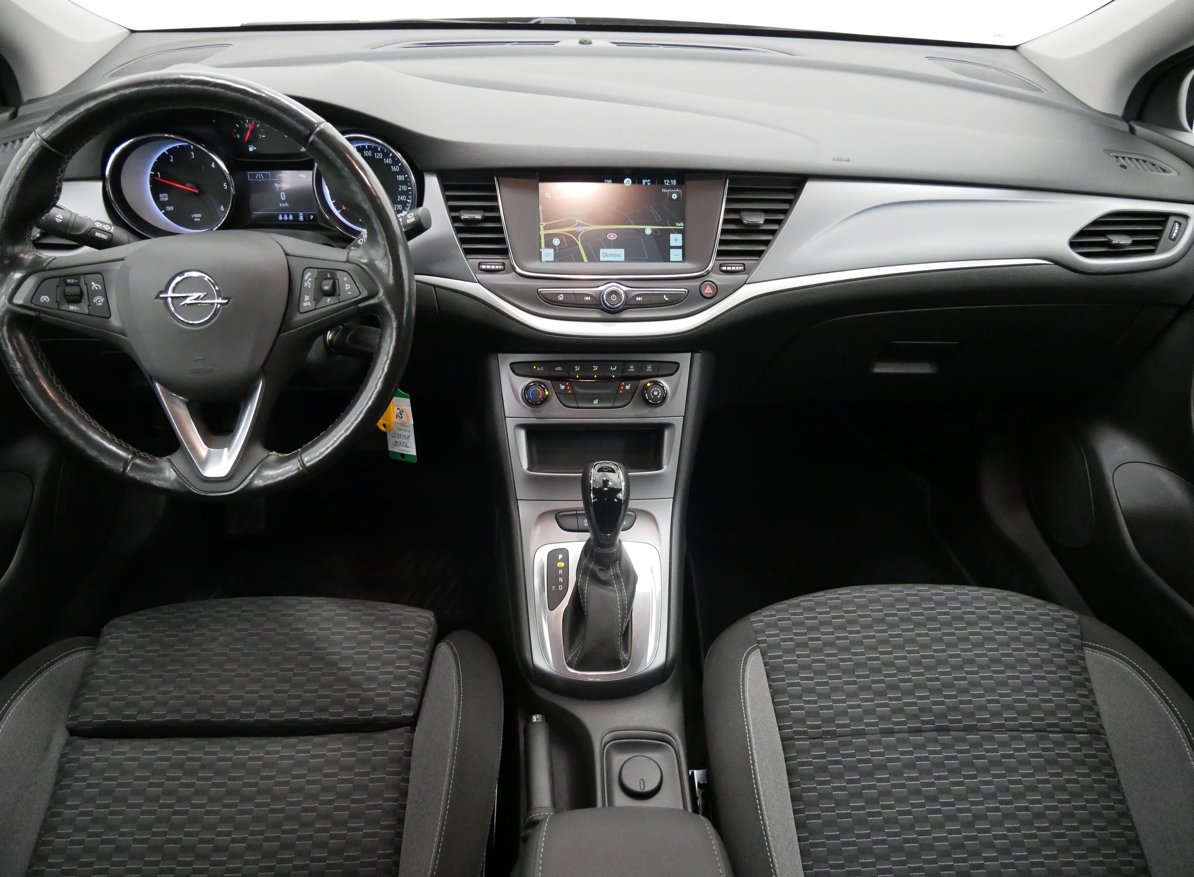 Opel Astra, 1.5 CDTI 90 kW Sports Tourer - fotka 5