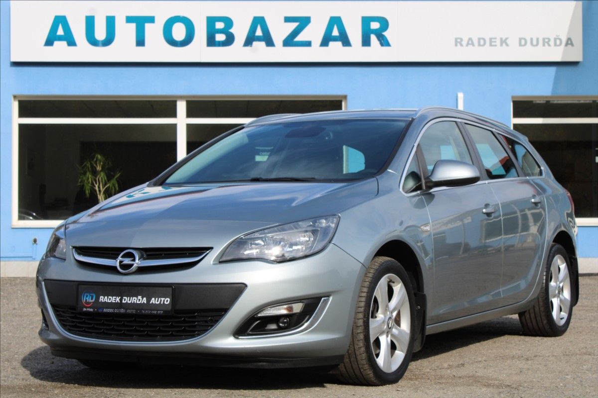 Opel Astra, 2,0 CDTi NOVÉ V ČR,VÝHŘEVY